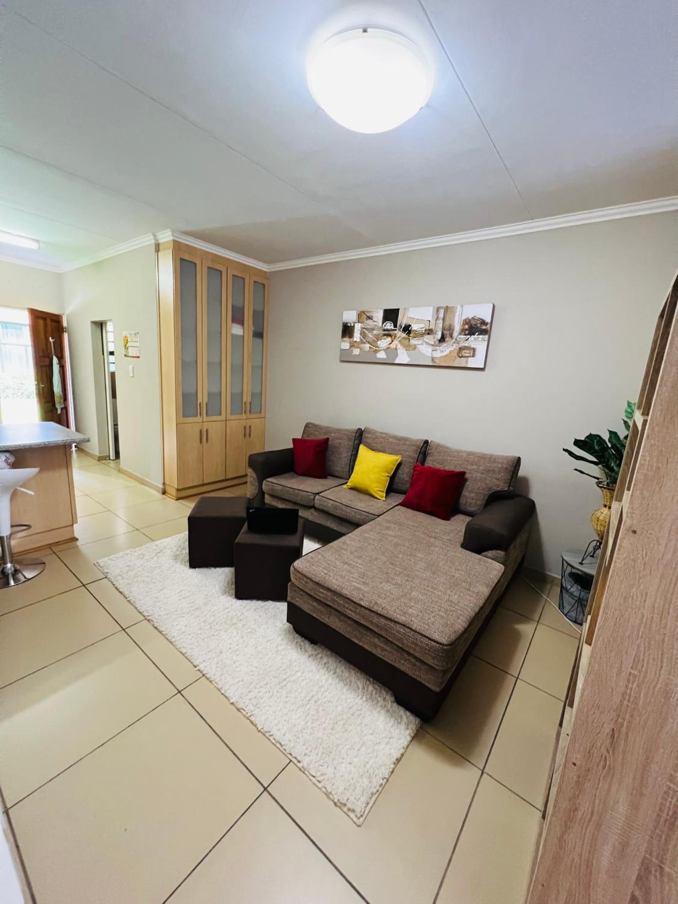 Studio Apartment