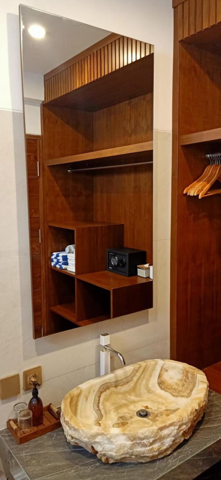 Superior Double or Twin Room photo 2