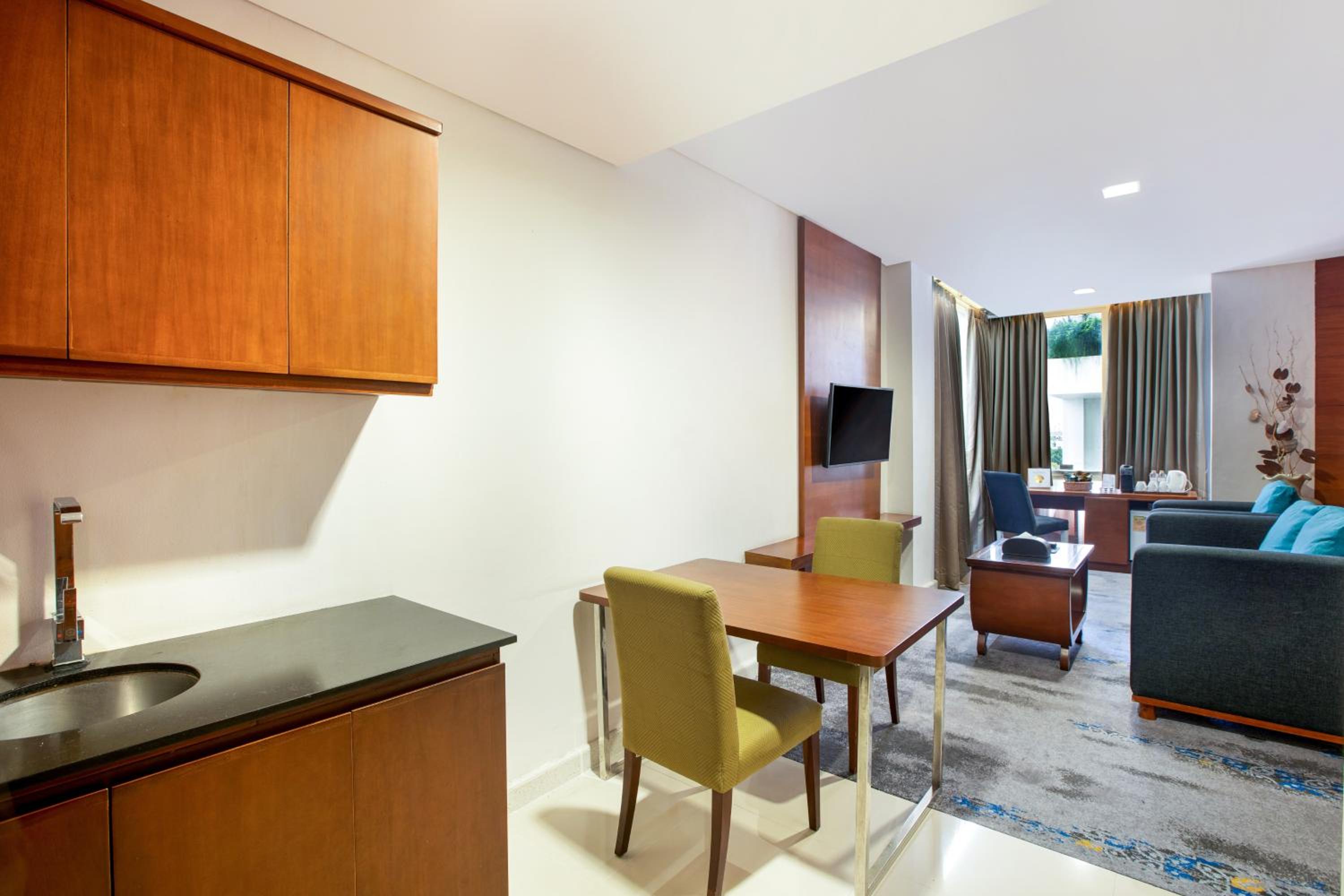 Gajah Mada Suite photo 3