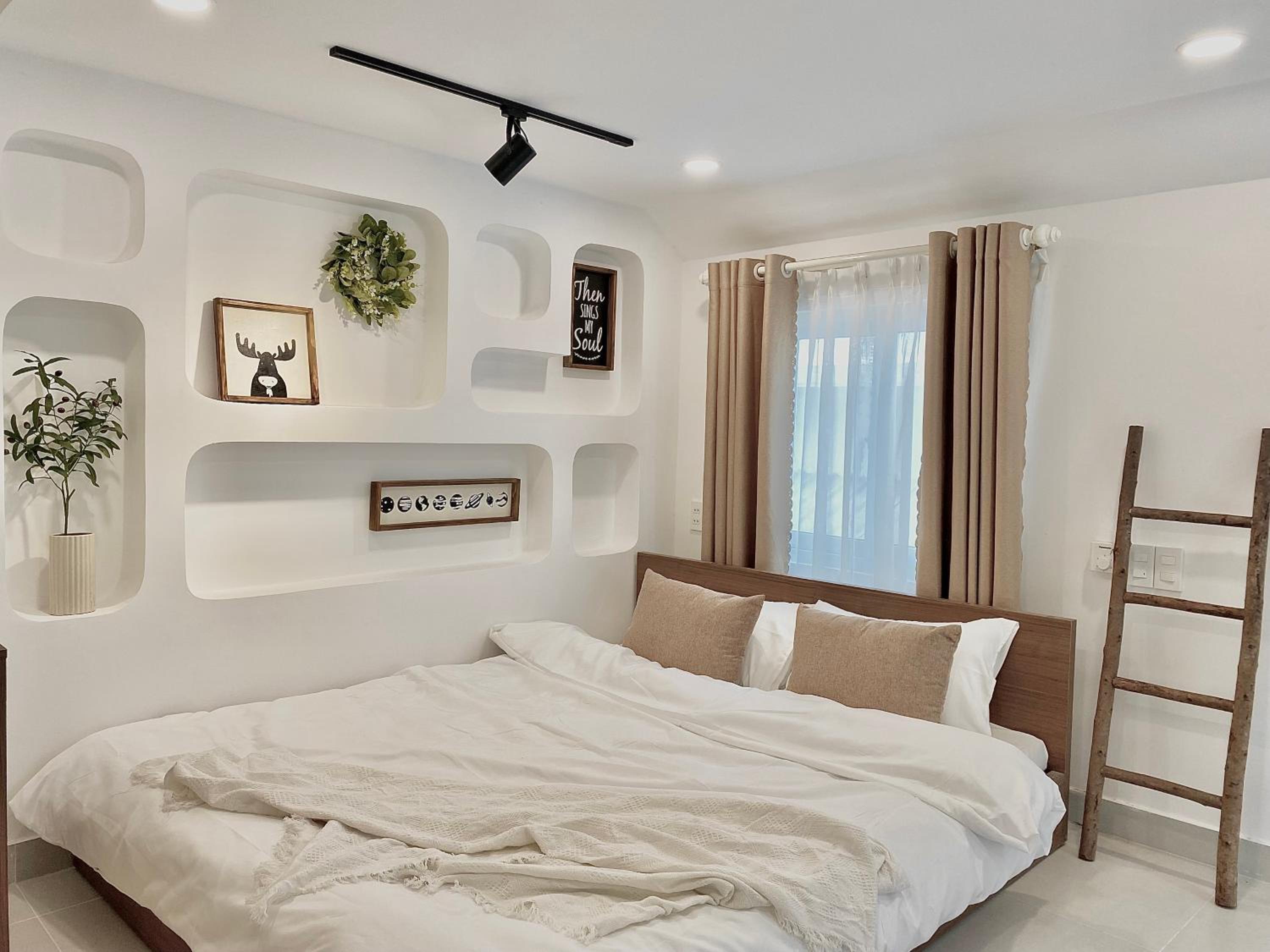 Apartment - Split Level