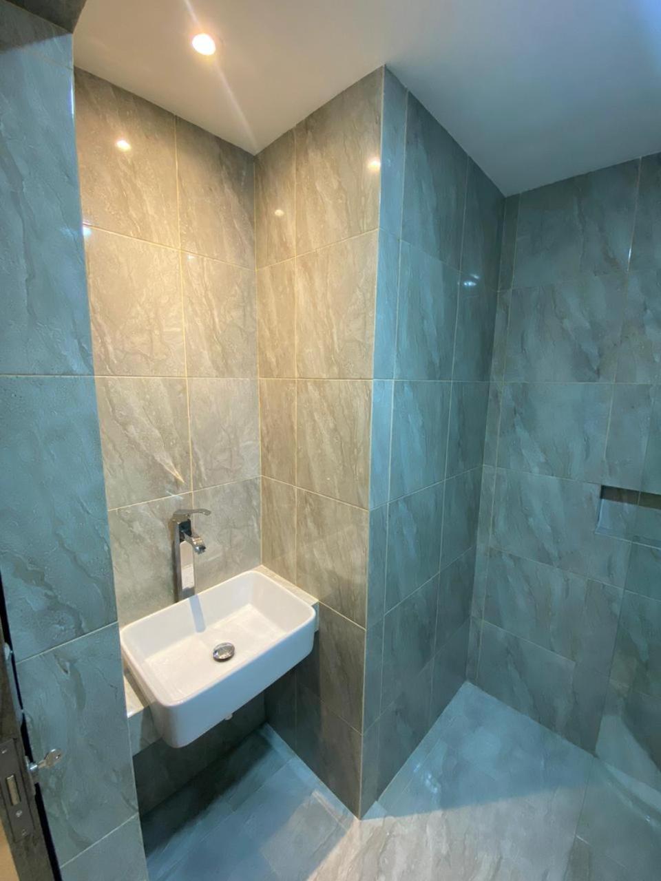 Deluxe Room - Photo 11