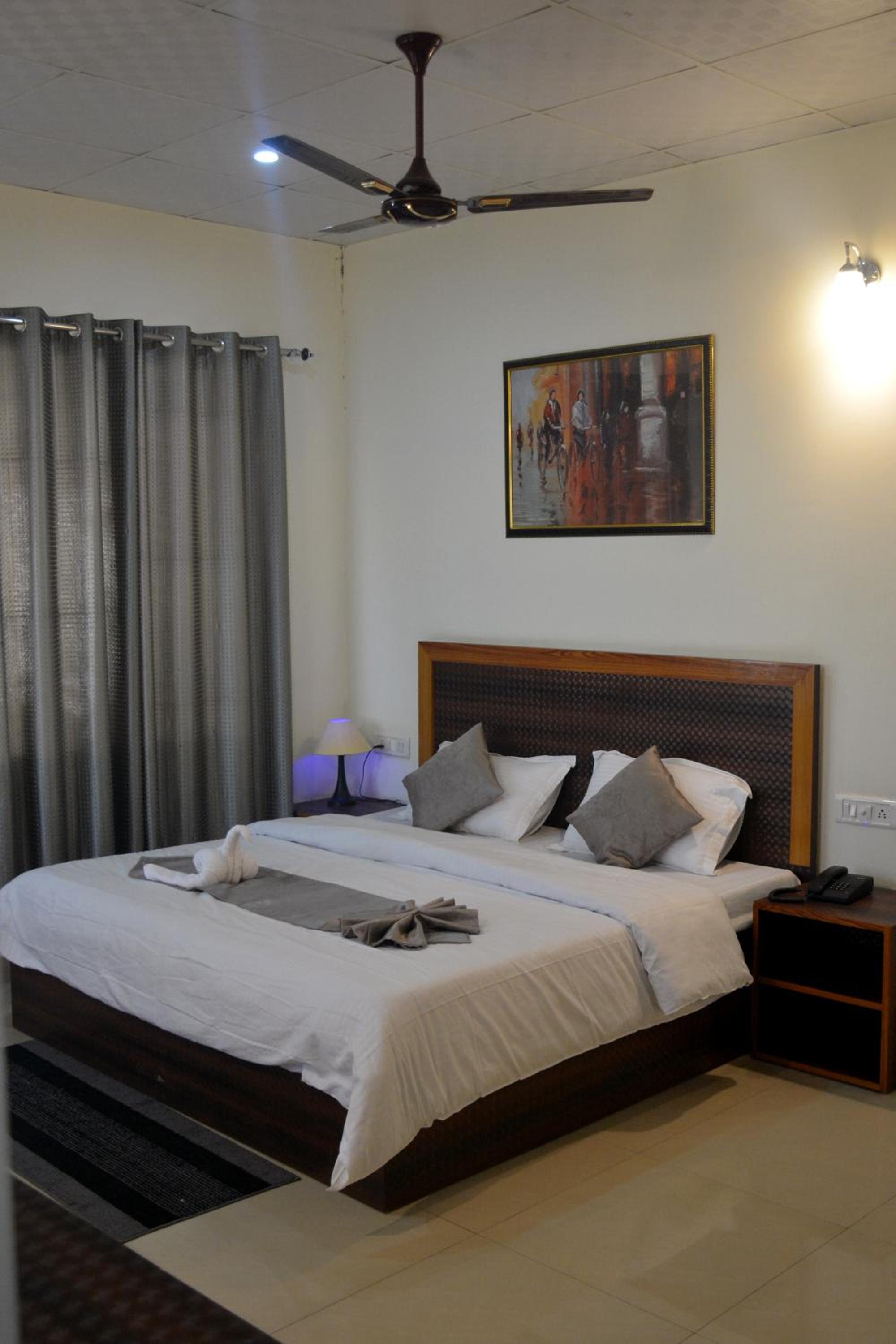 King Room with Mountain View - Photo 2