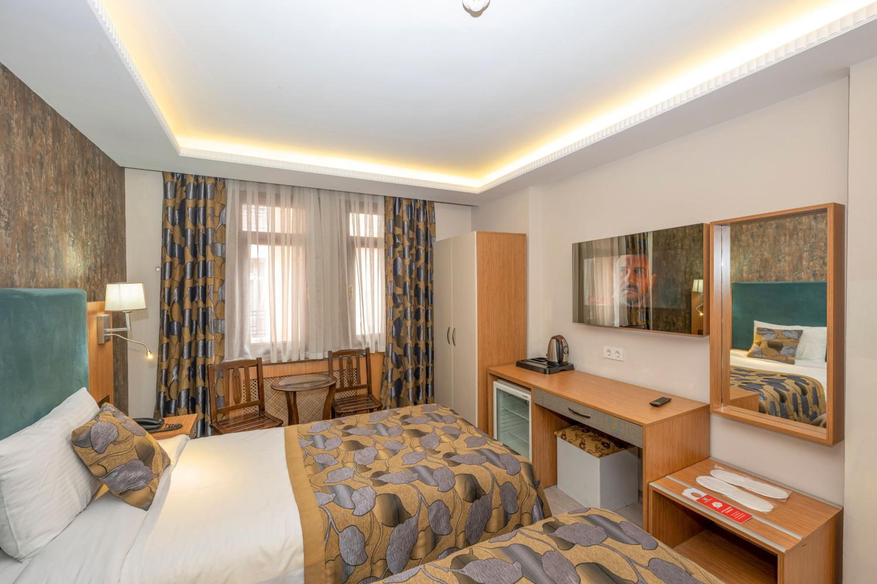 Standard Twin Room photo 3