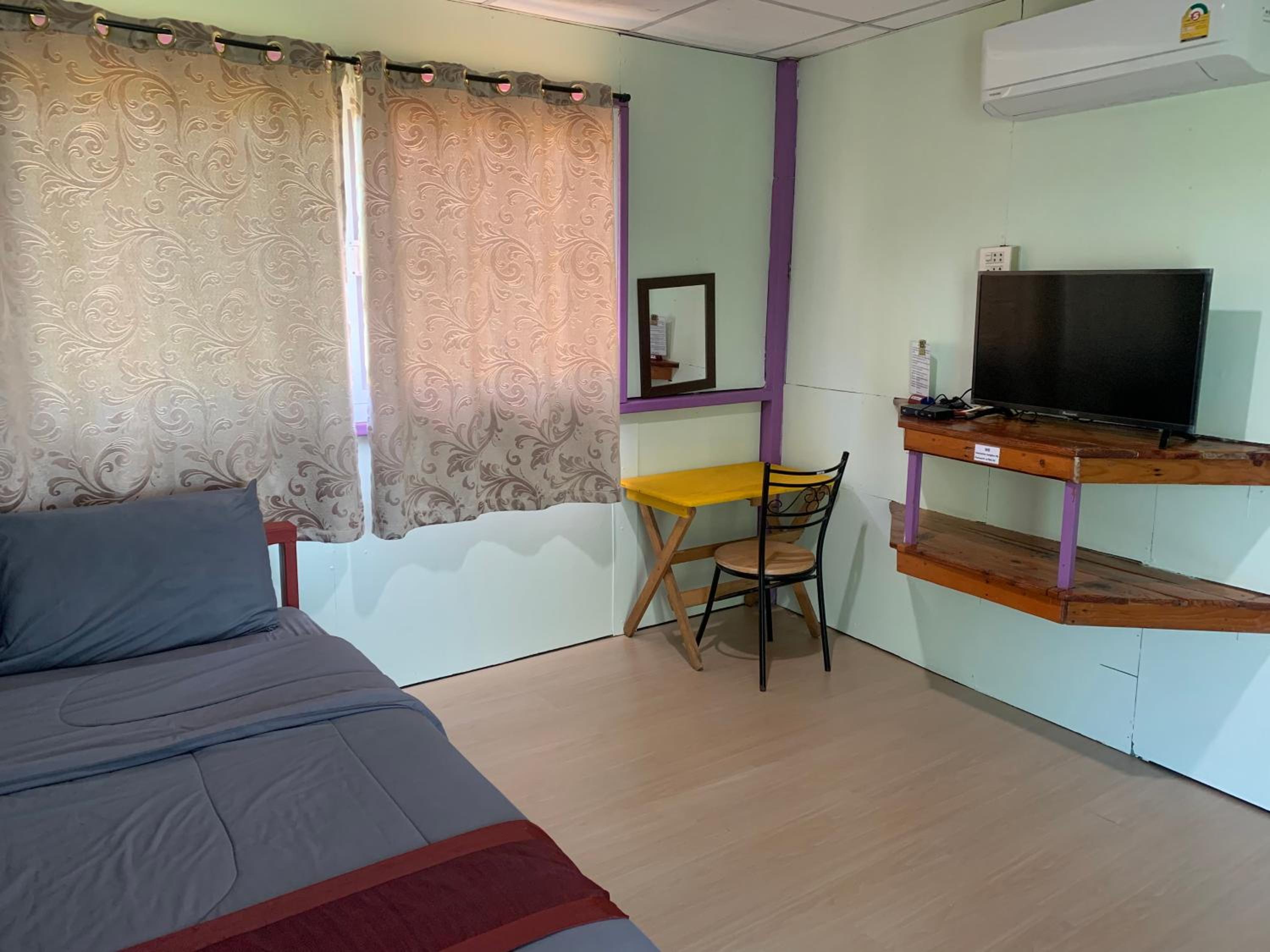 Economy Double Room photo 1