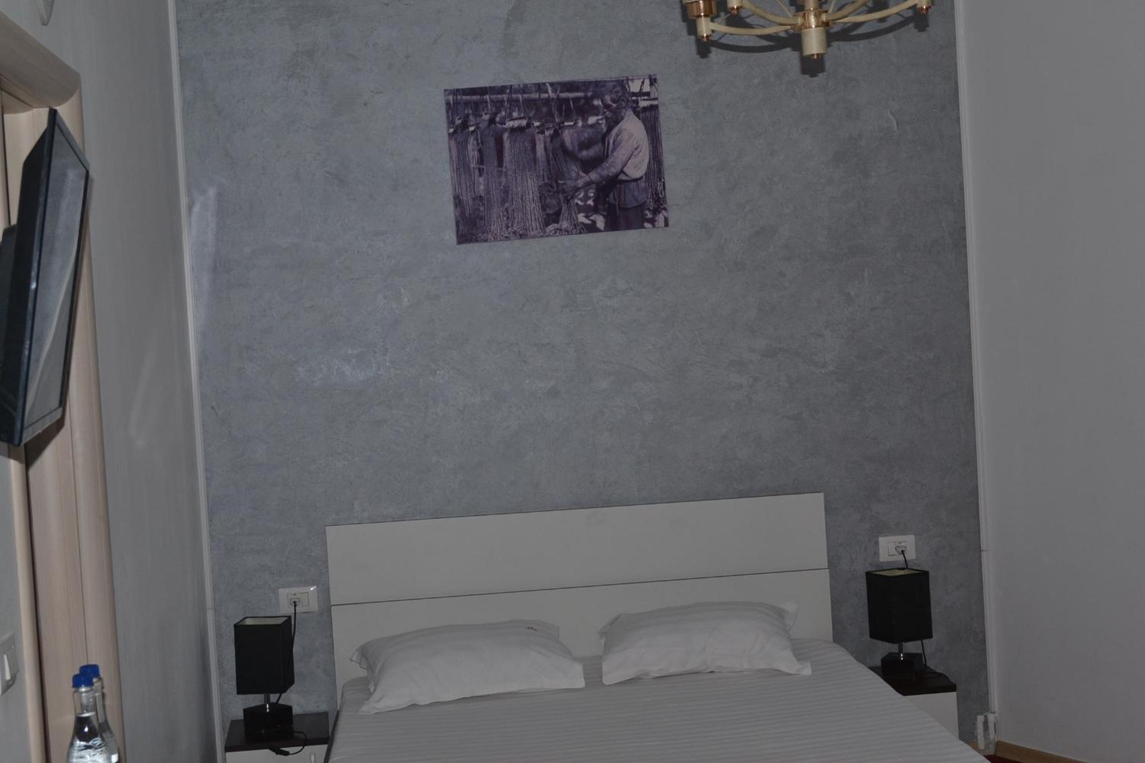 Double Room with Private Bathroom - Photo 107