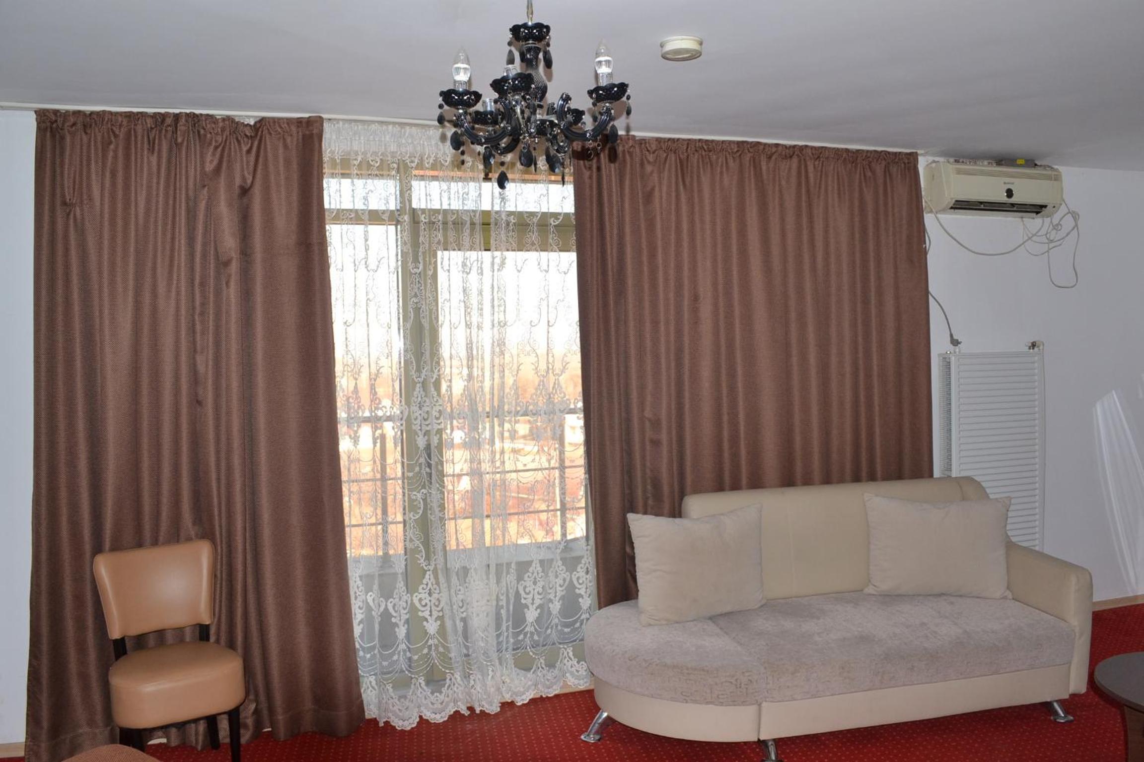 Double Room with Private Bathroom - Photo 41