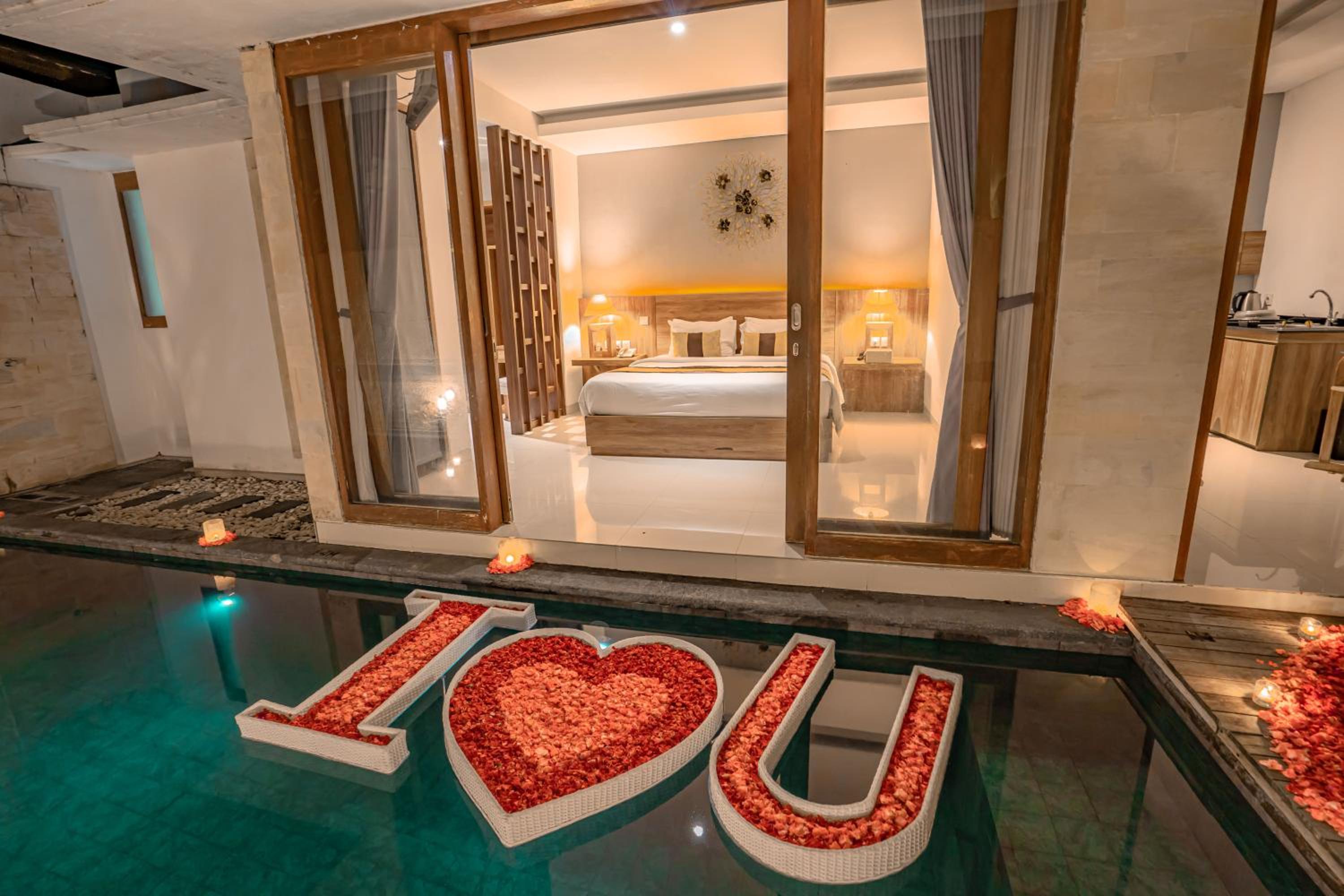 One-Bedroom Villa with Private Pool - Photo 18