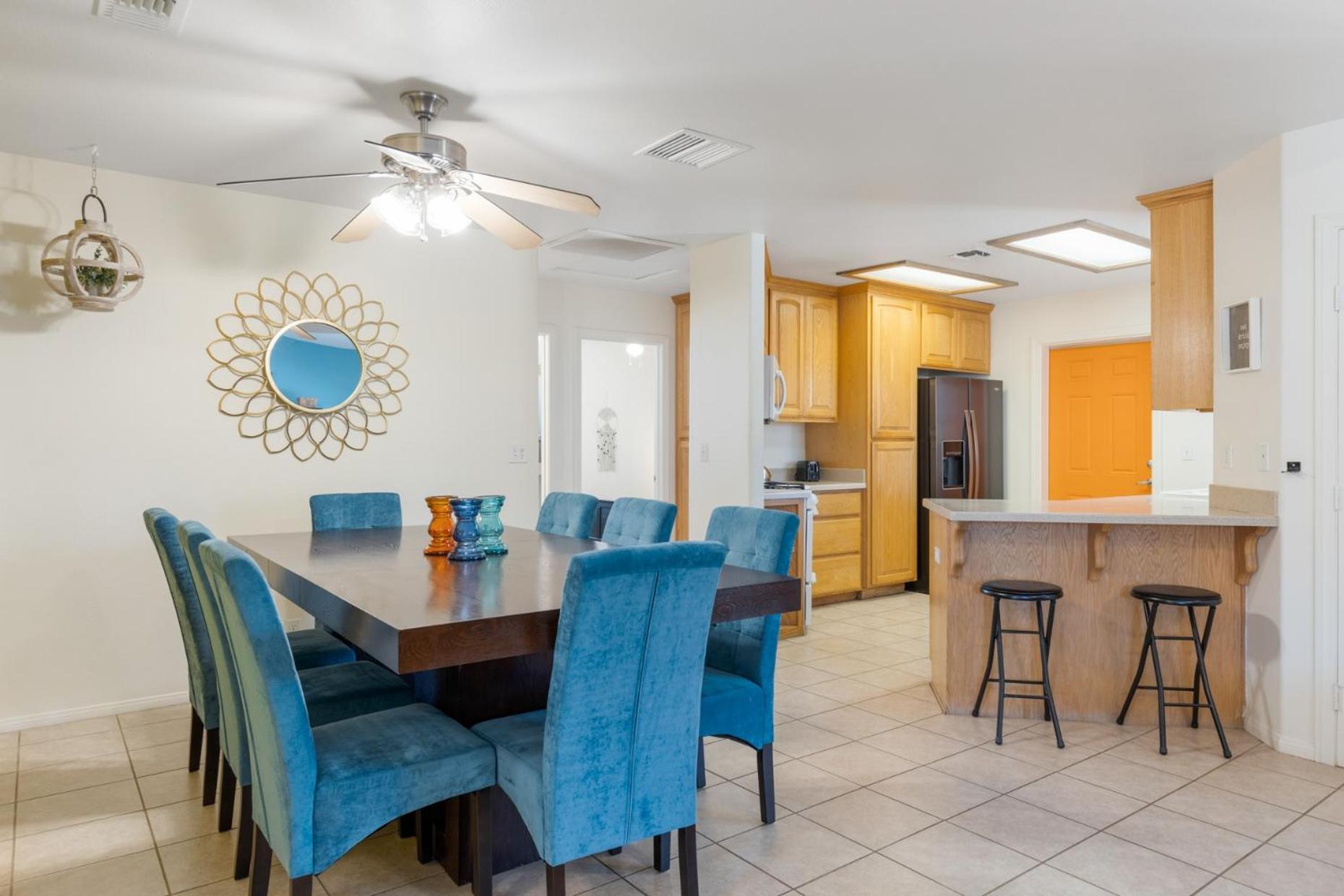 Four-Bedroom Vacation Home photo 3