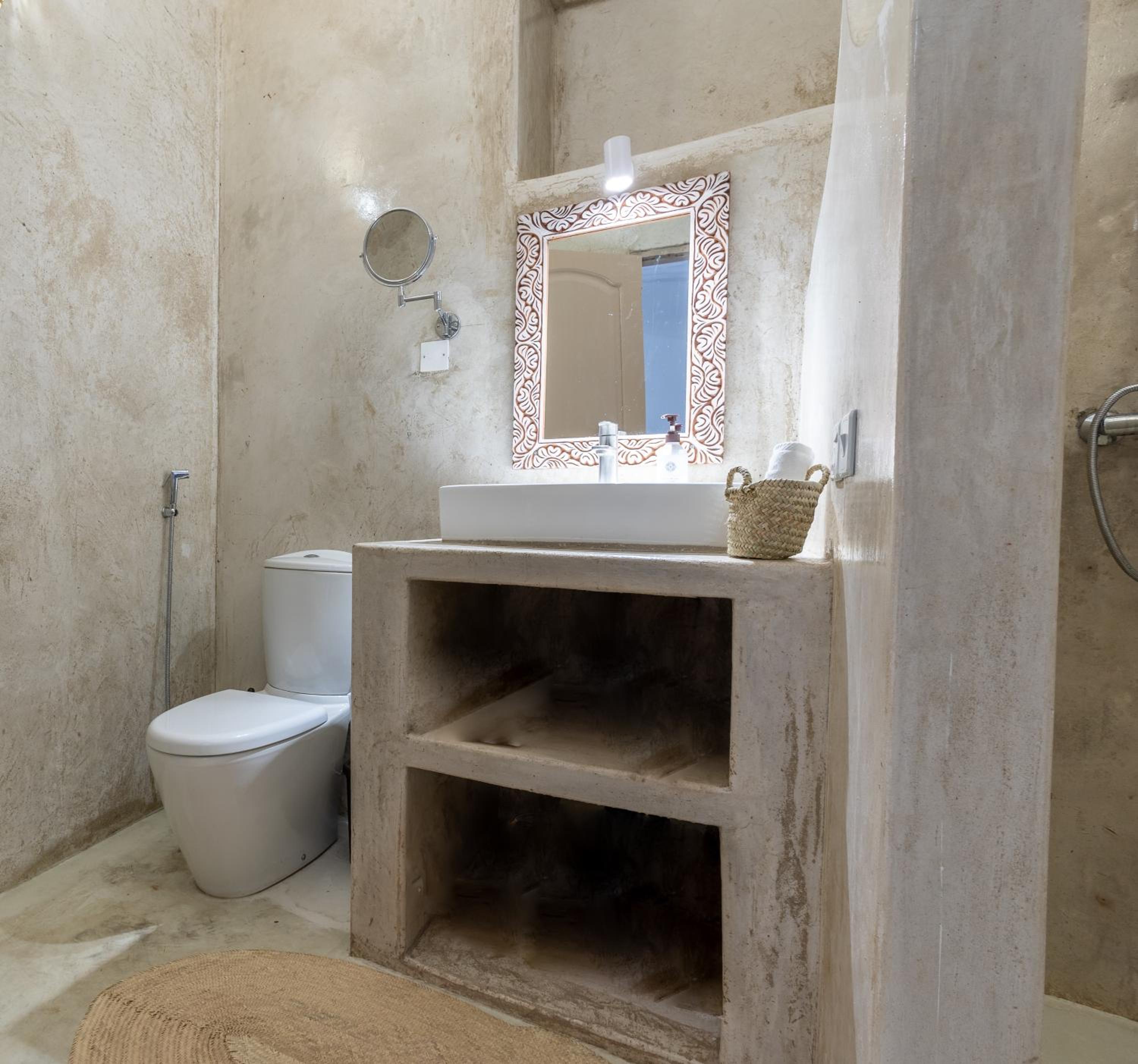 Suite - Photo 2