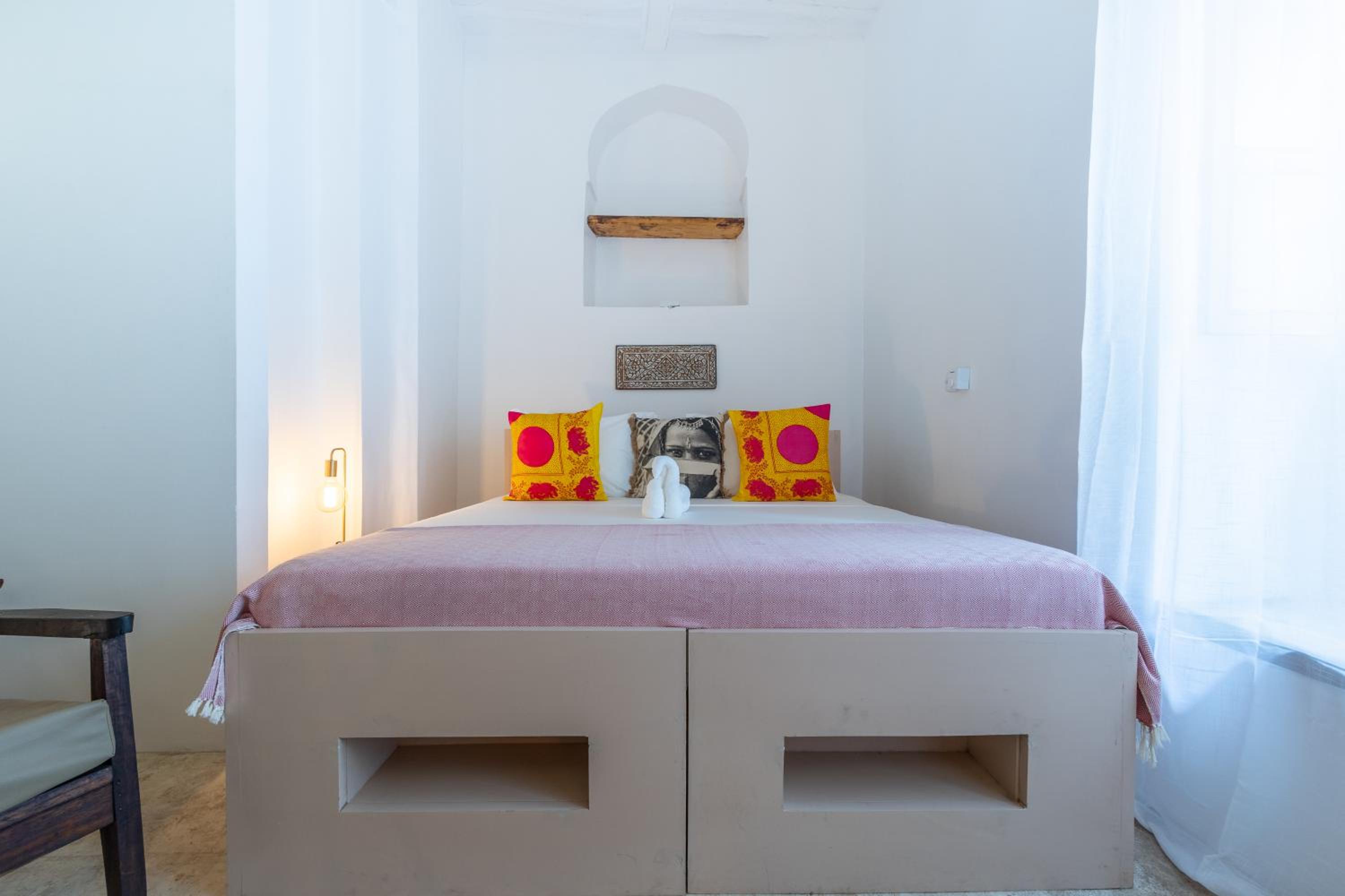 Suite - Photo 3