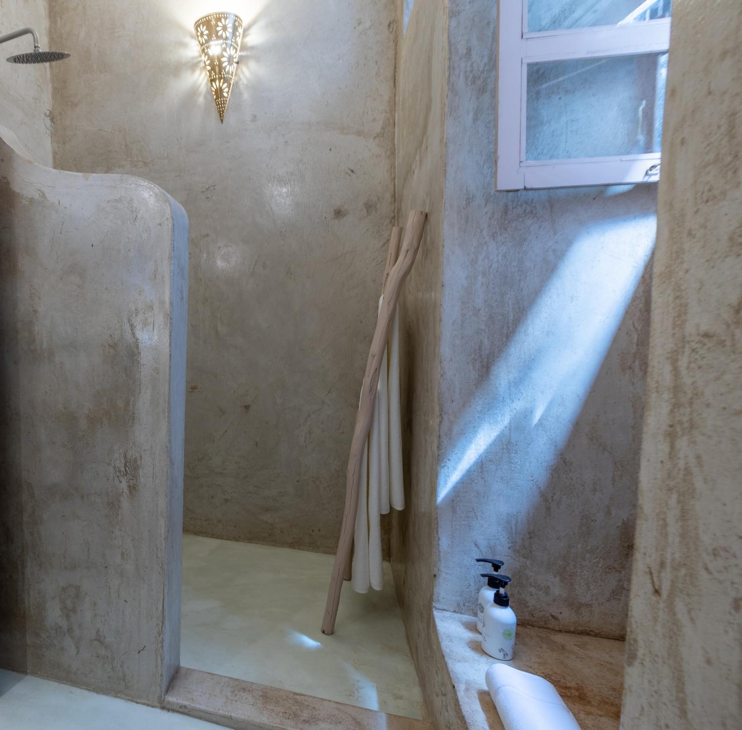 Suite - Photo 4