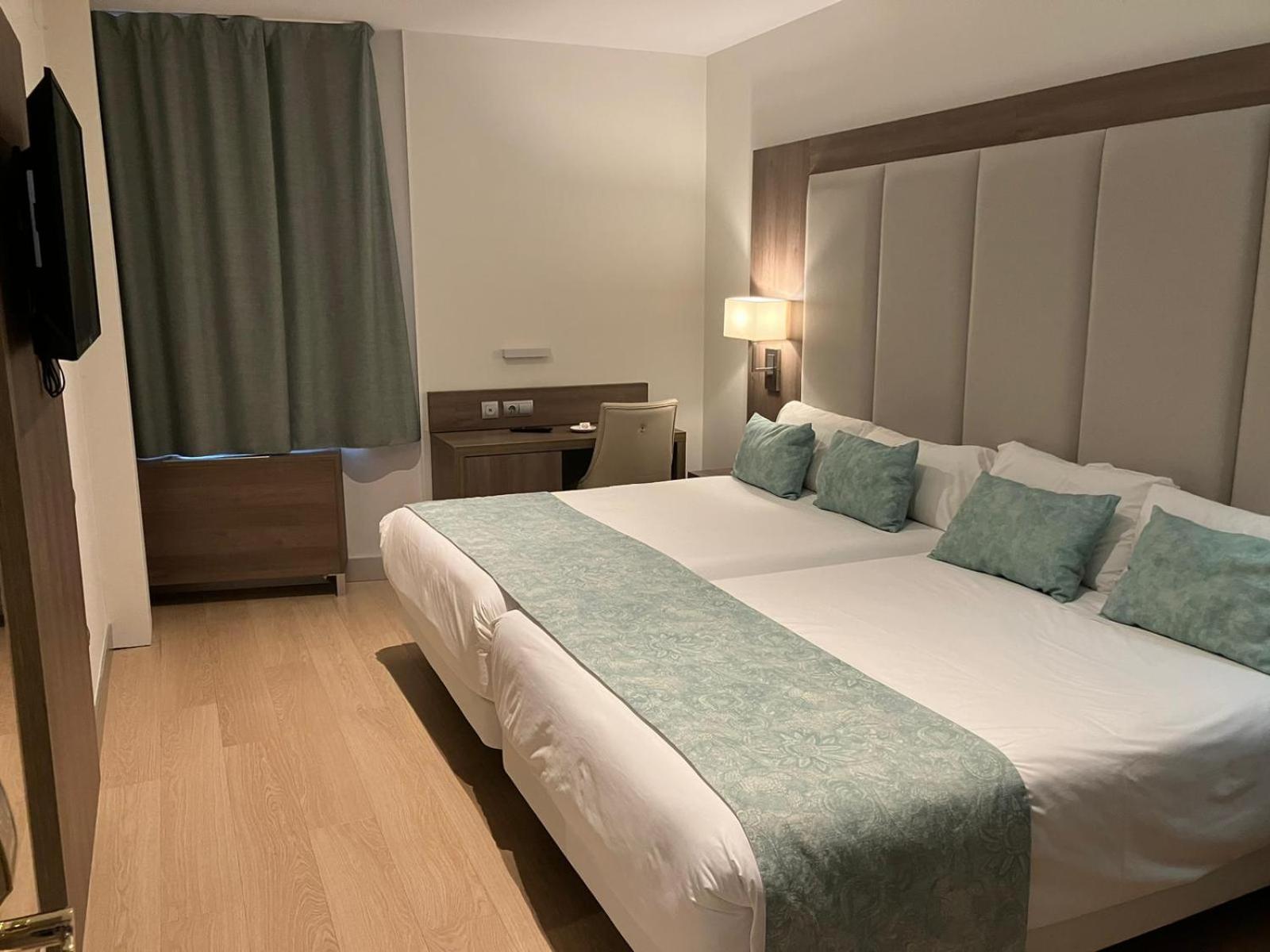 Family Double Room photo 3