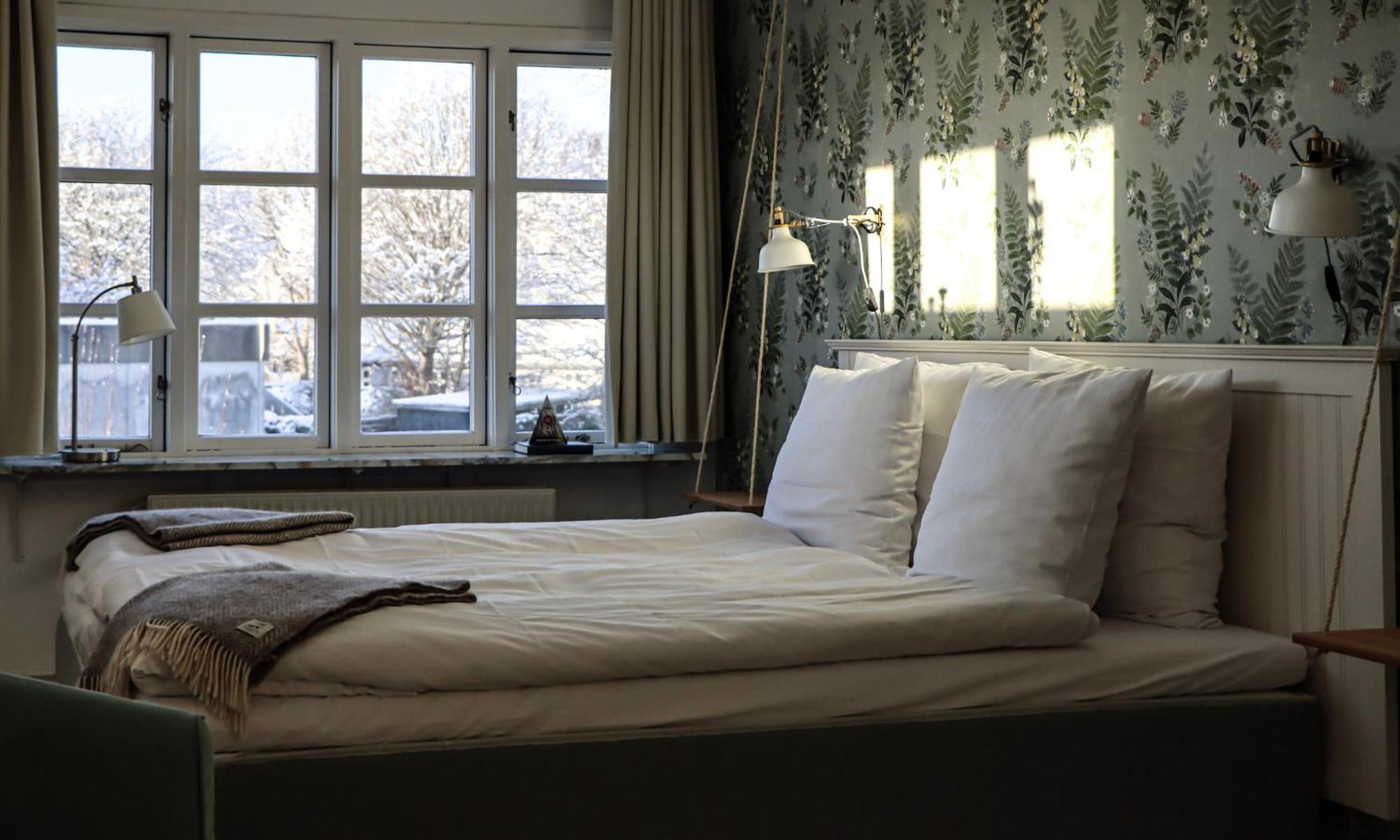 Standard Double Room - Photo 7