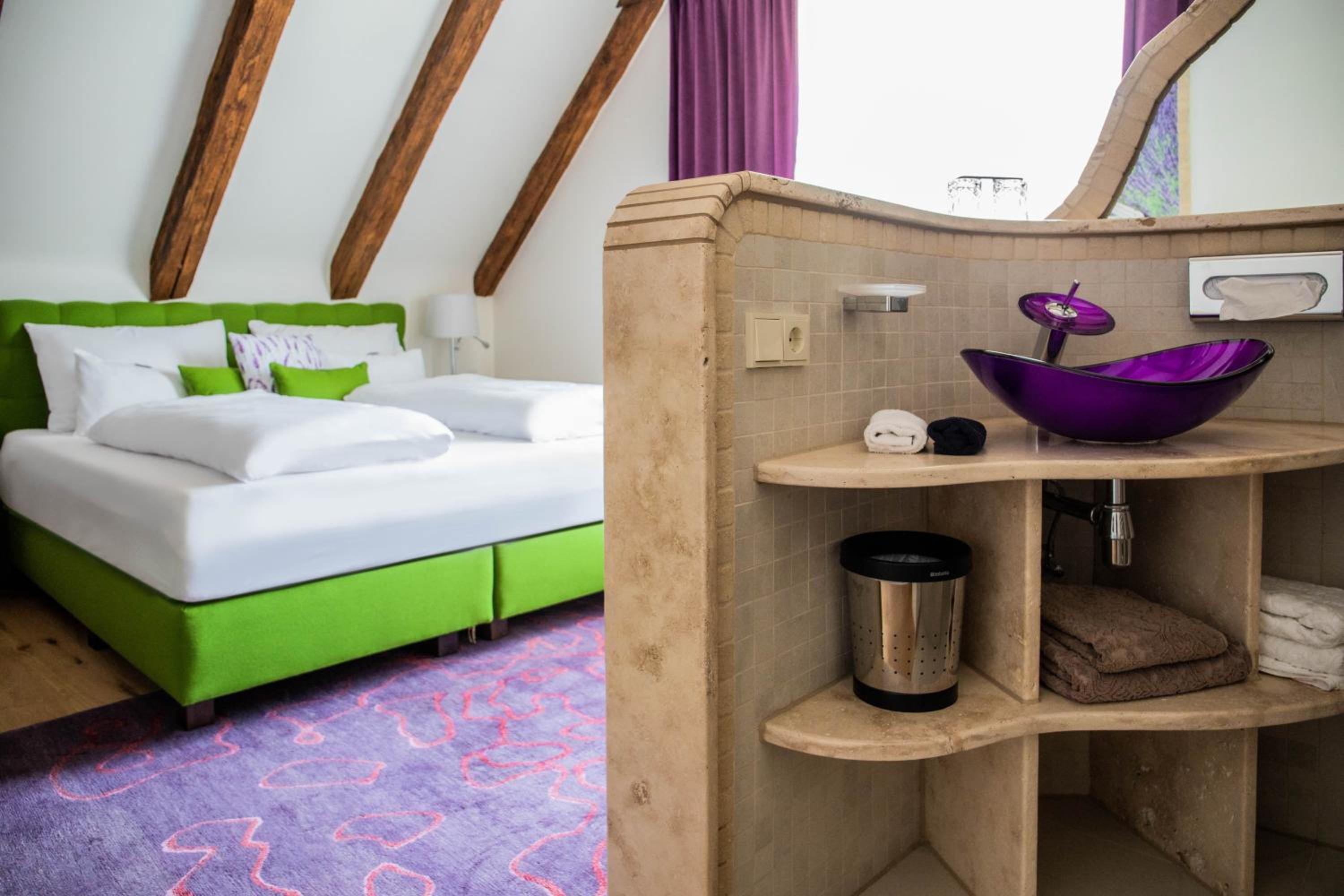 Deluxe Room - Photo 1