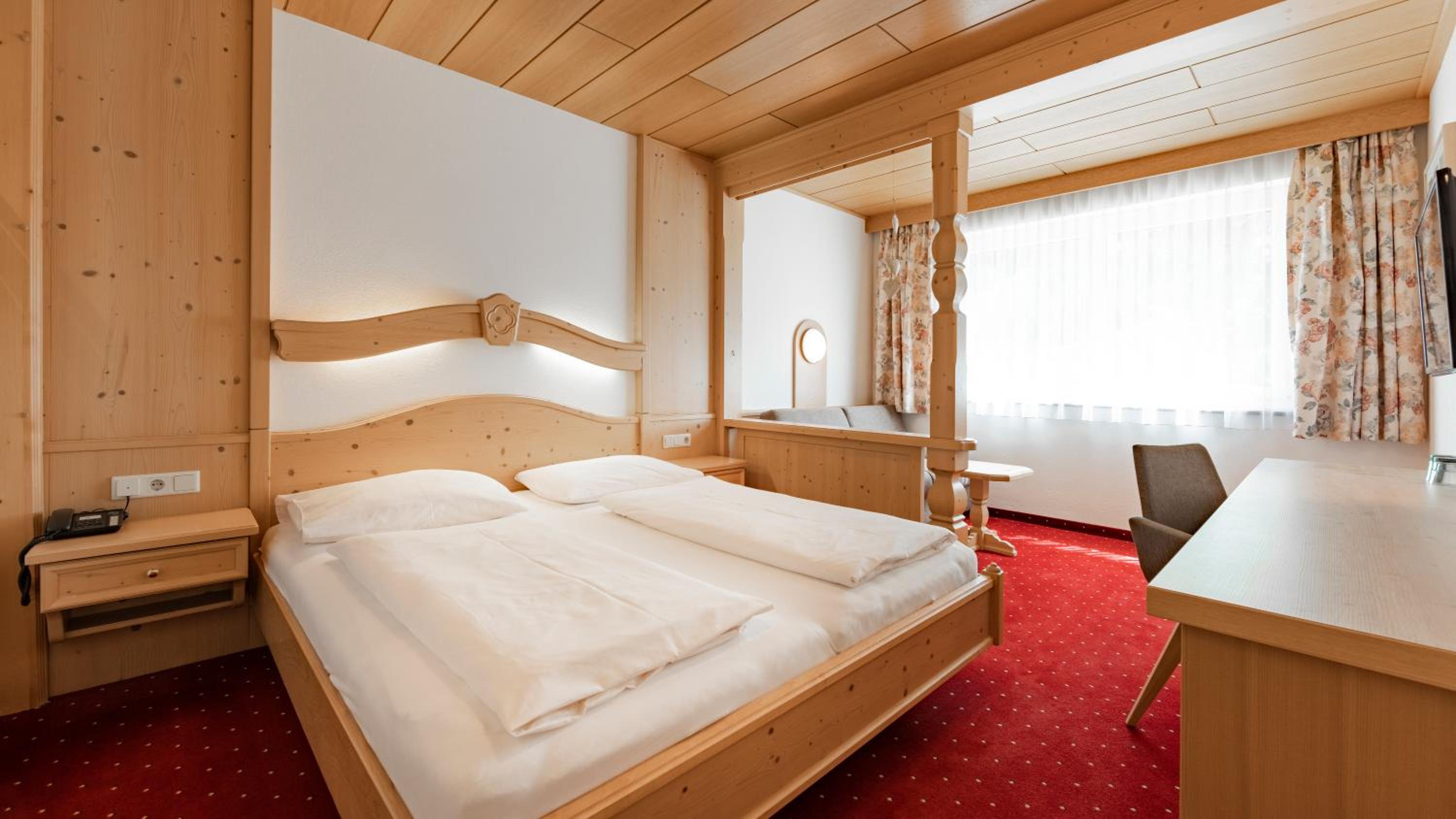 Double Room with Mountain View