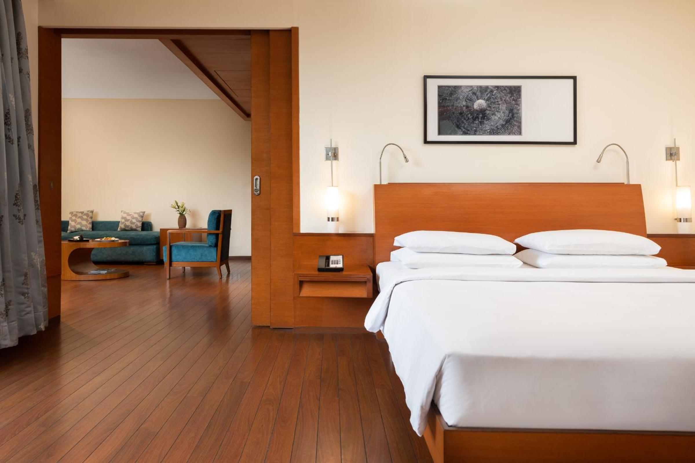 Suite - Photo 2