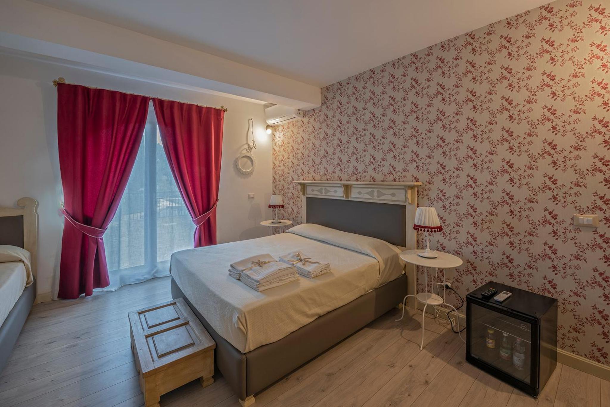 Quadruple Room with Sea View