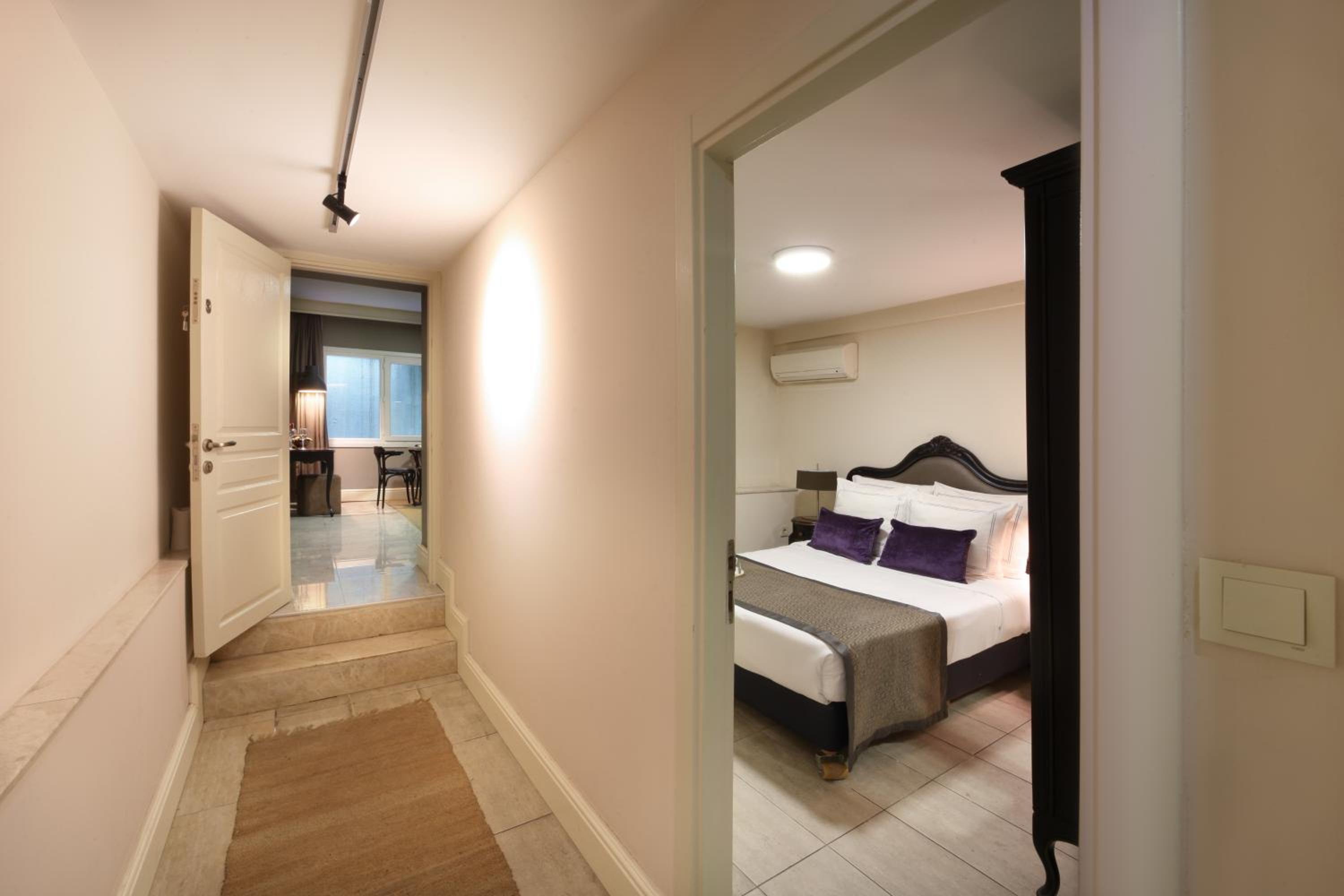 Apartment - Ground Floor photo 2