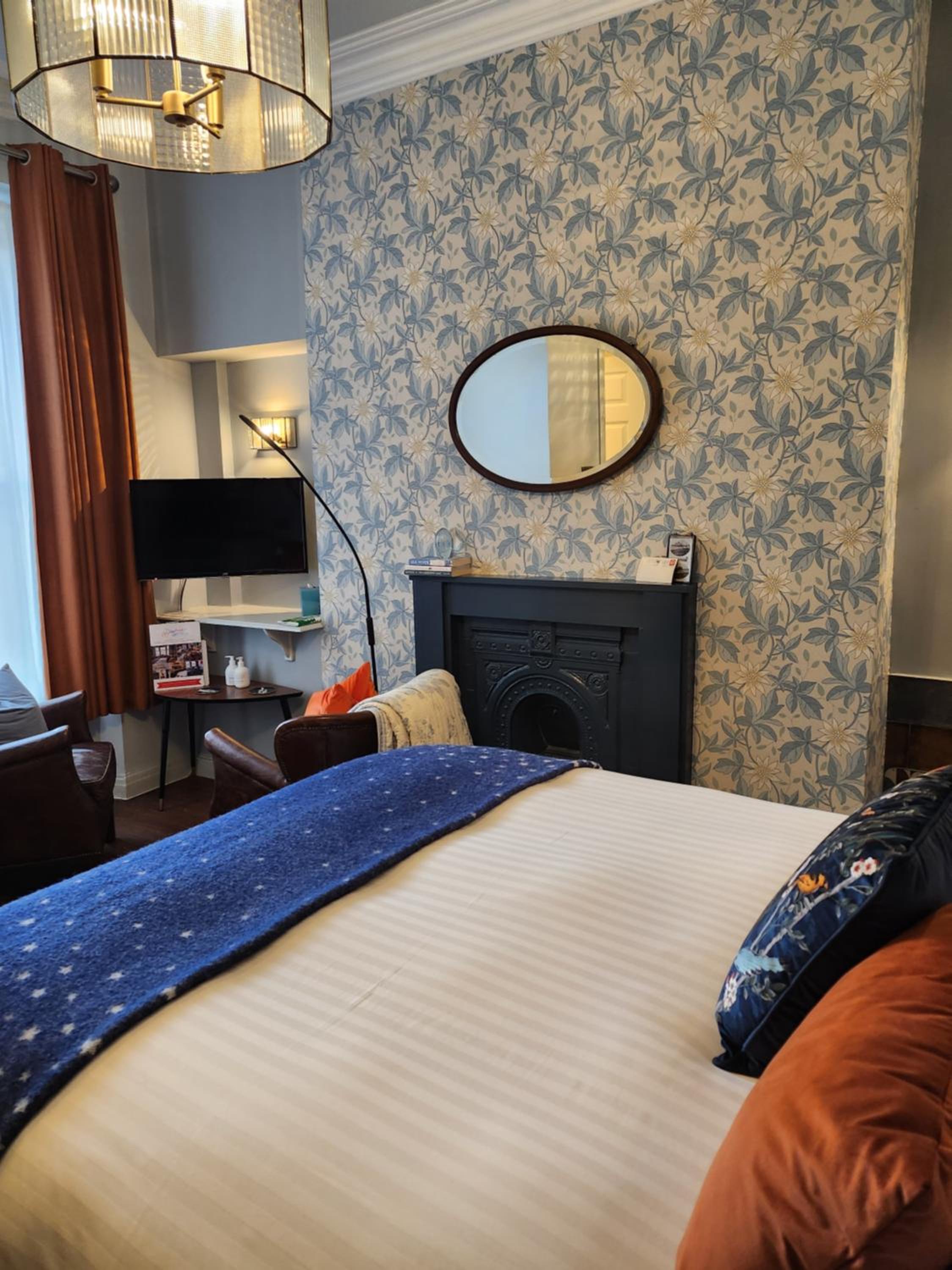 Classic Double Room with Shower