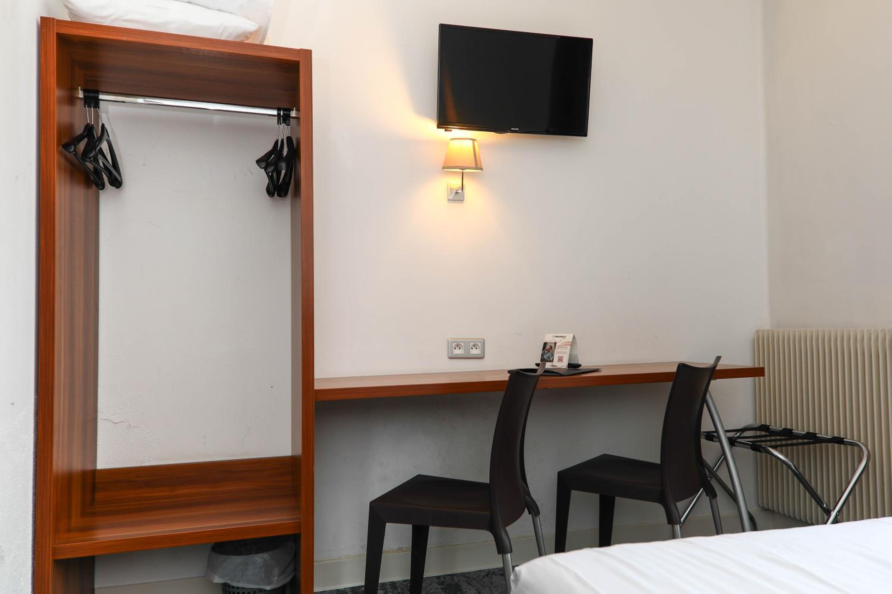 Comfort Double Room - Photo 9