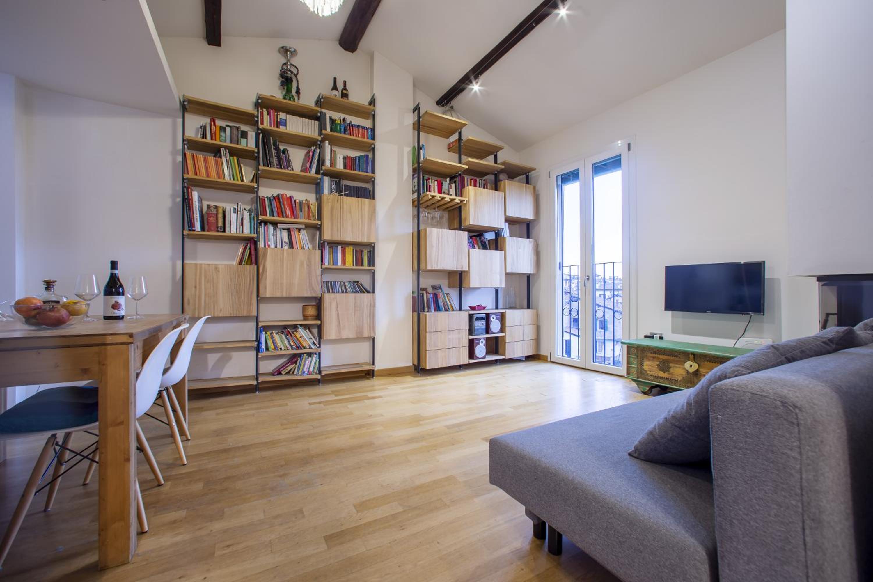Two-Bedroom Apartment (4th Floor, no elevator)