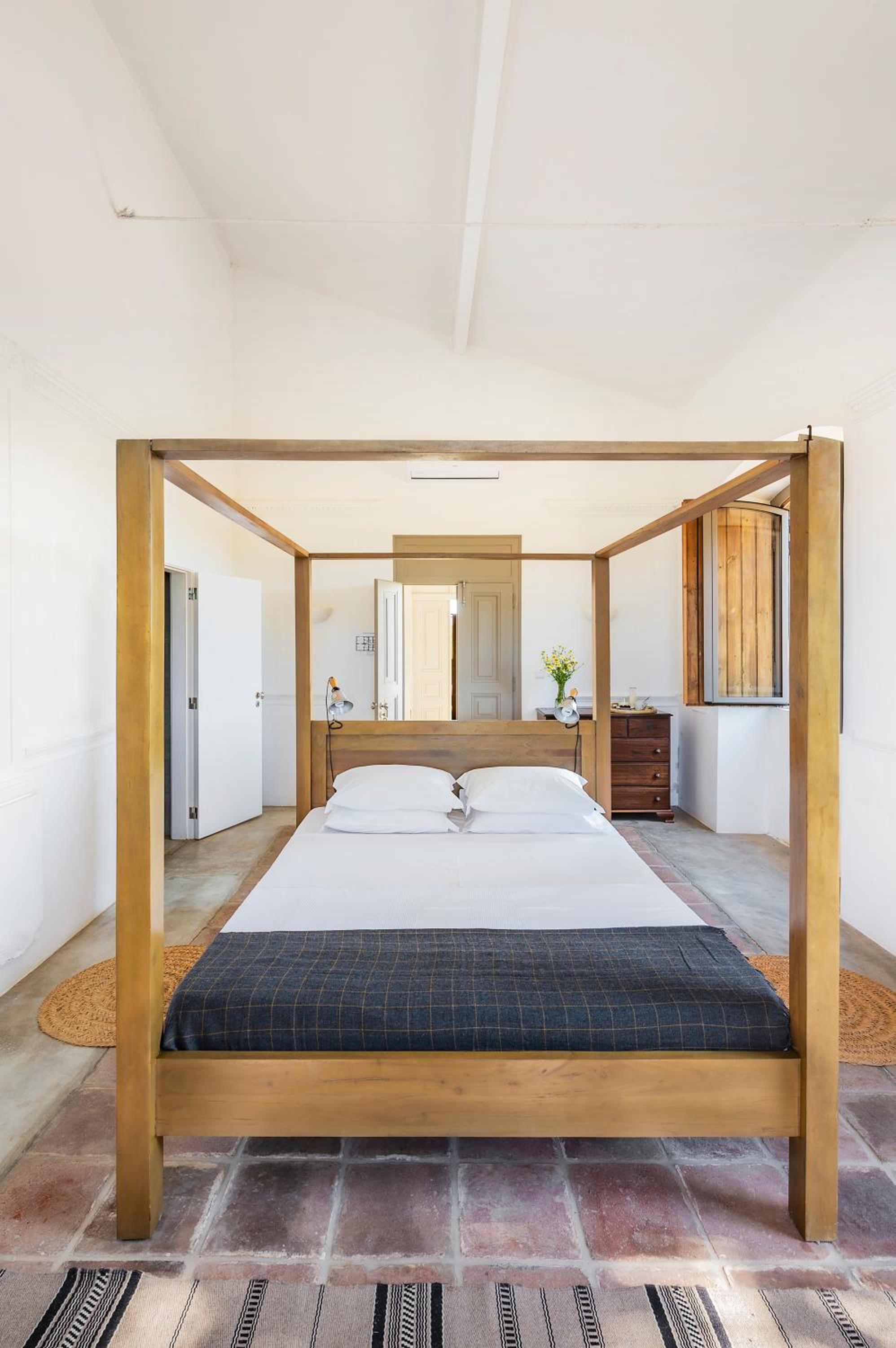 Large Double Room photo 3