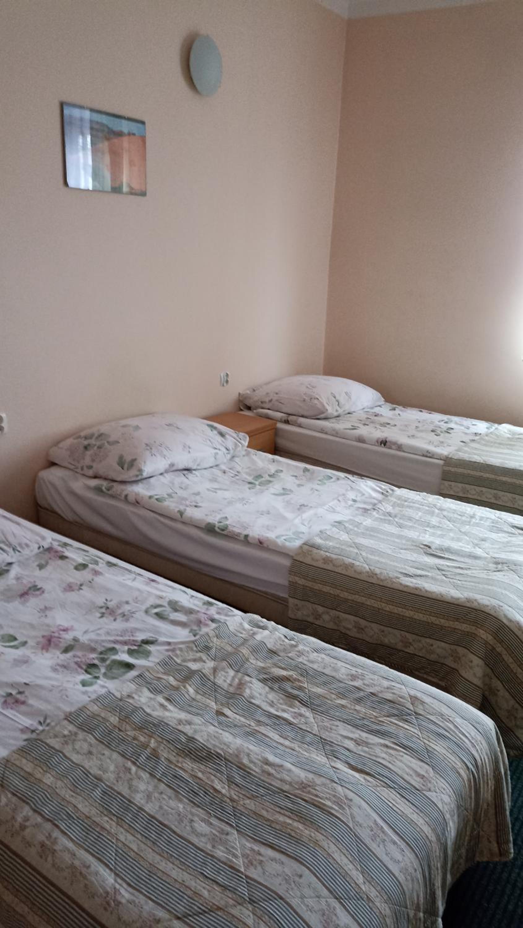 Male Dormitory Room photo 1