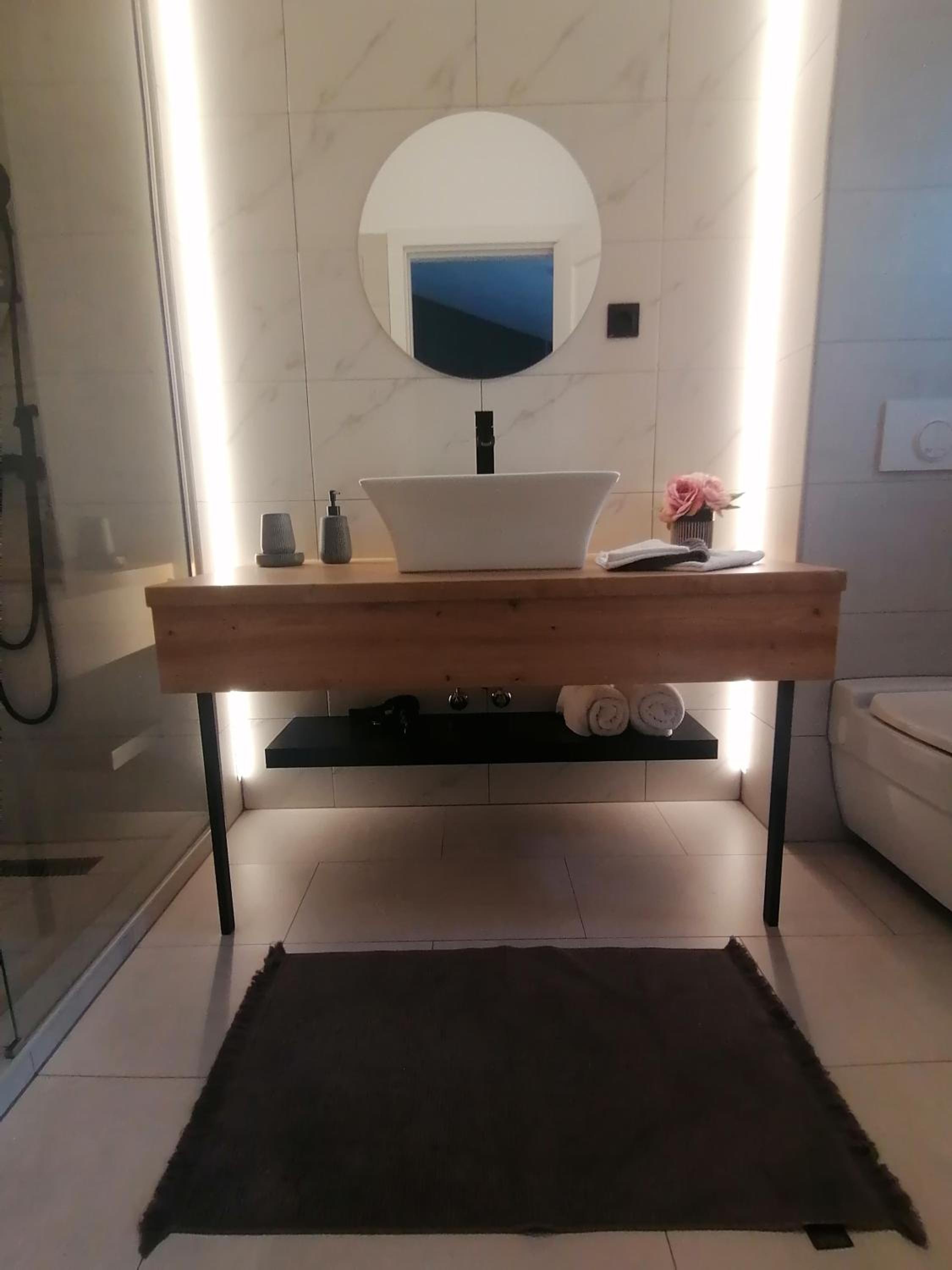 Deluxe Room - Photo 6