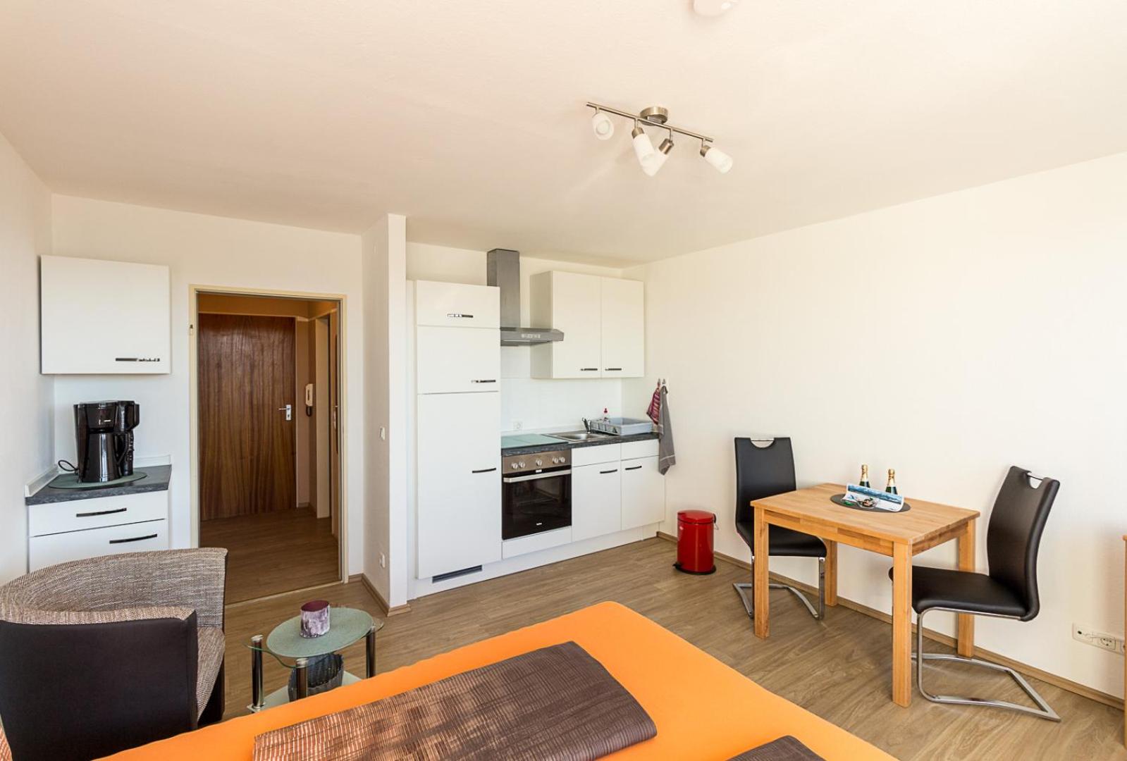 Apartment With Balcony photo 3