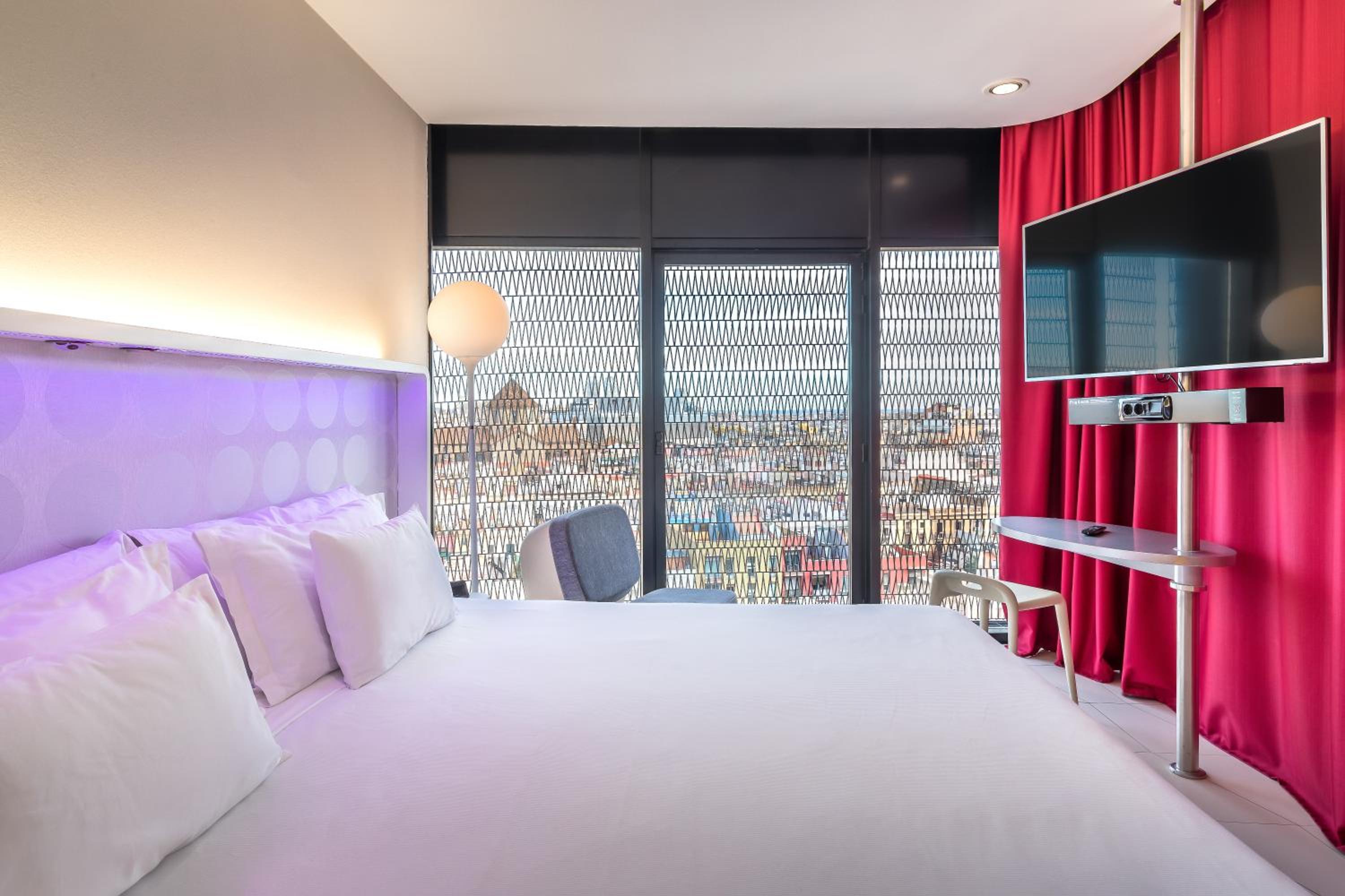 Deluxe Barcelona city View photo 2