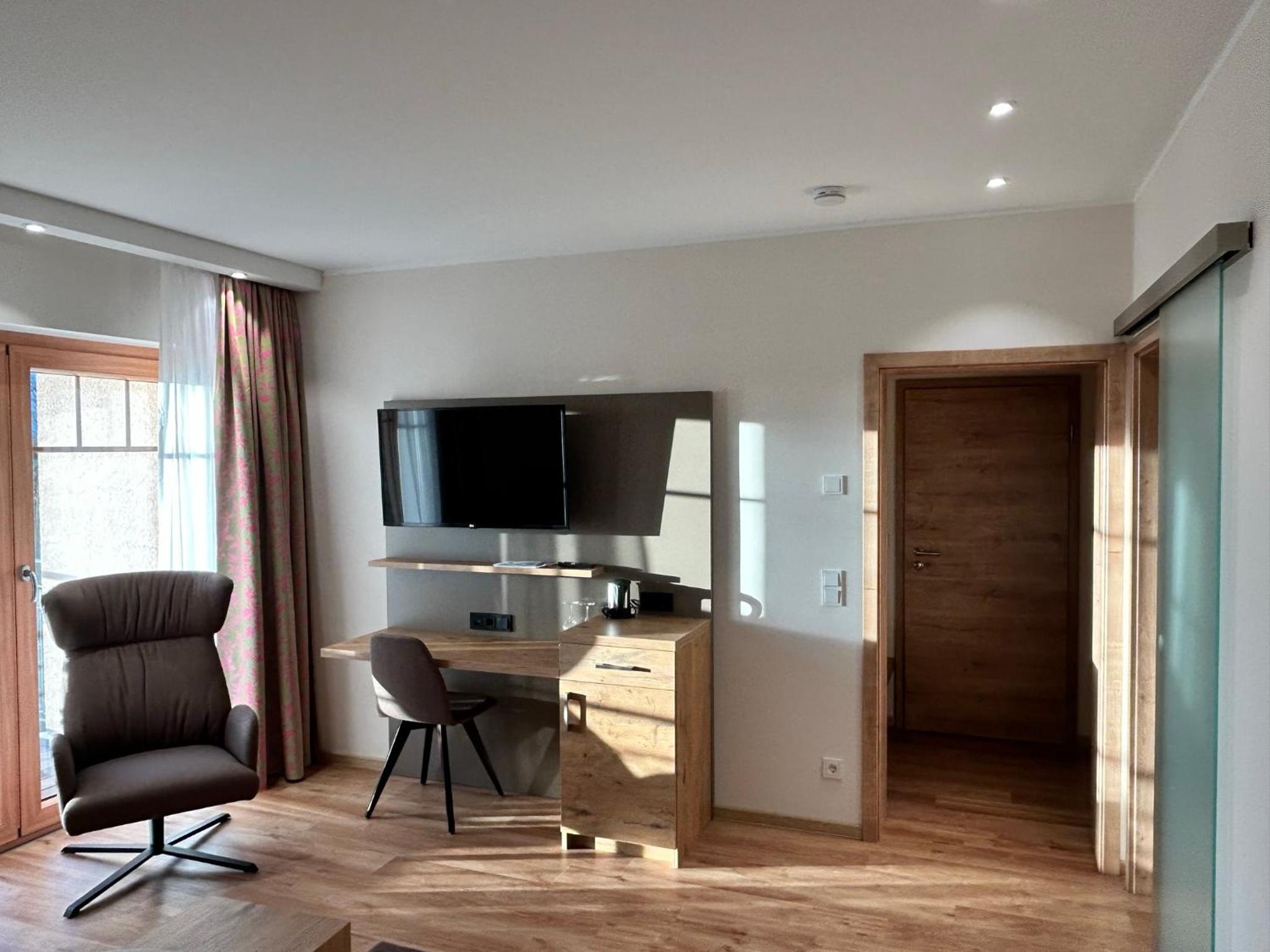 Standard Double or Twin Room photo 2