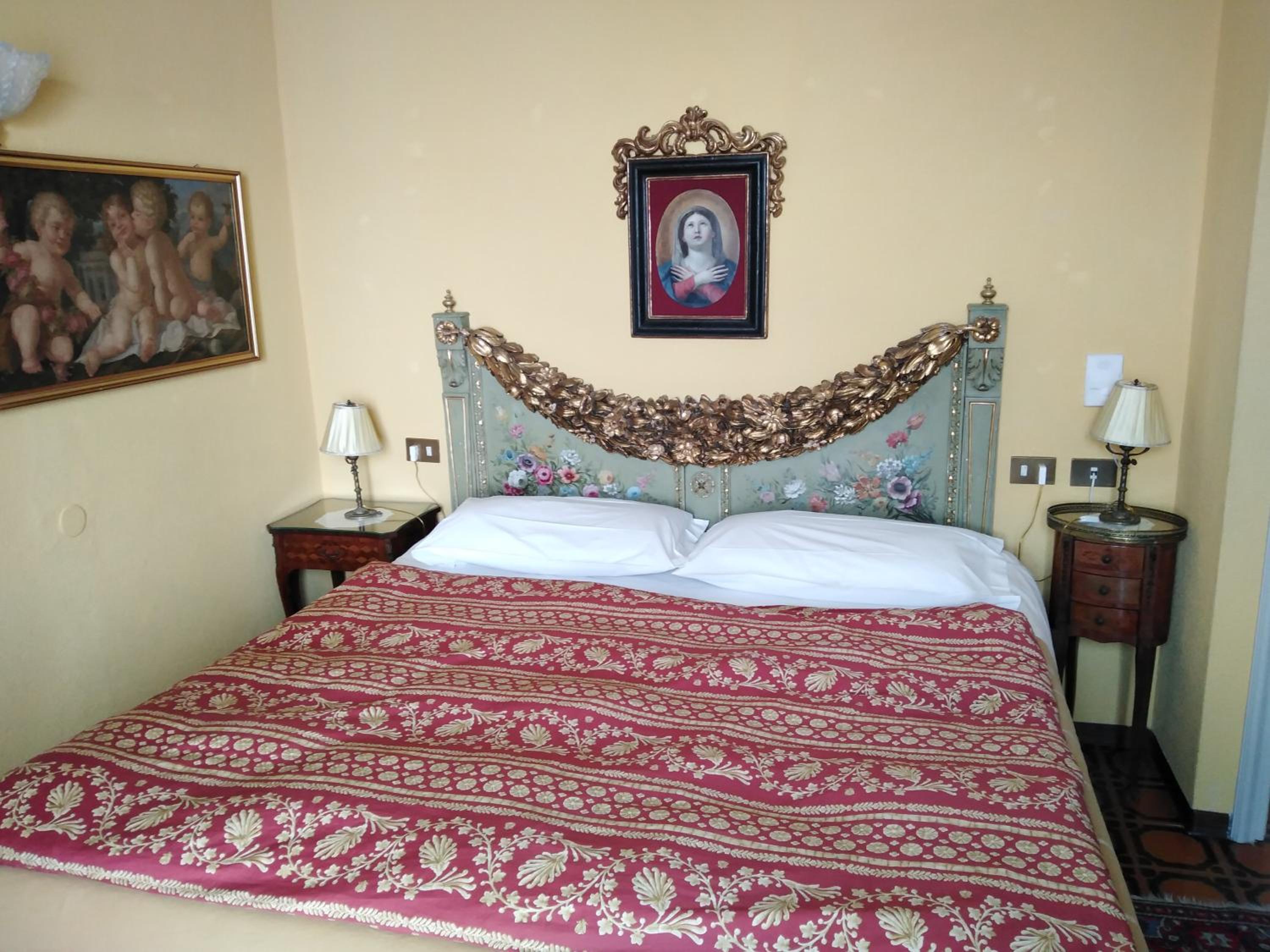 Double Room With Balcony And Lake View photo 1