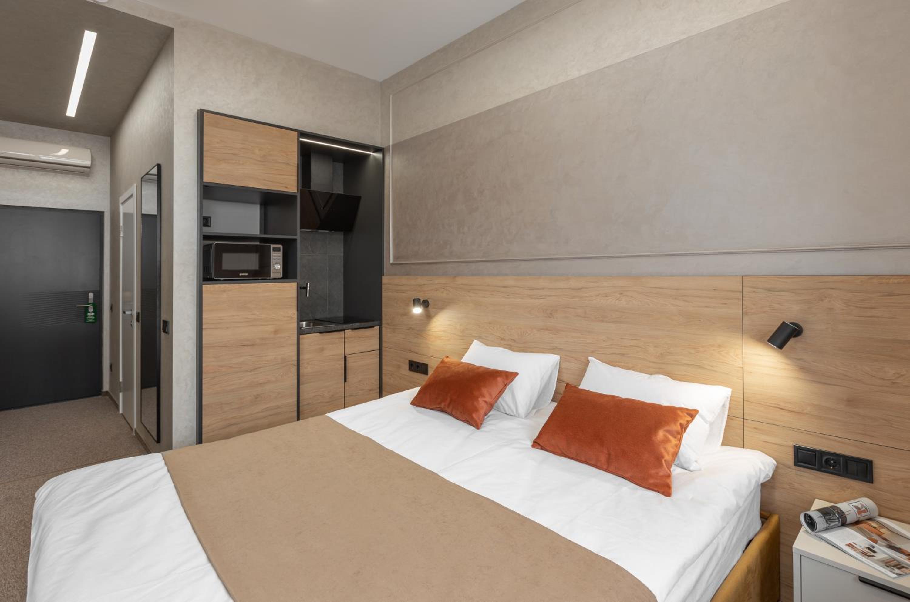 Studio Apartment photo 3