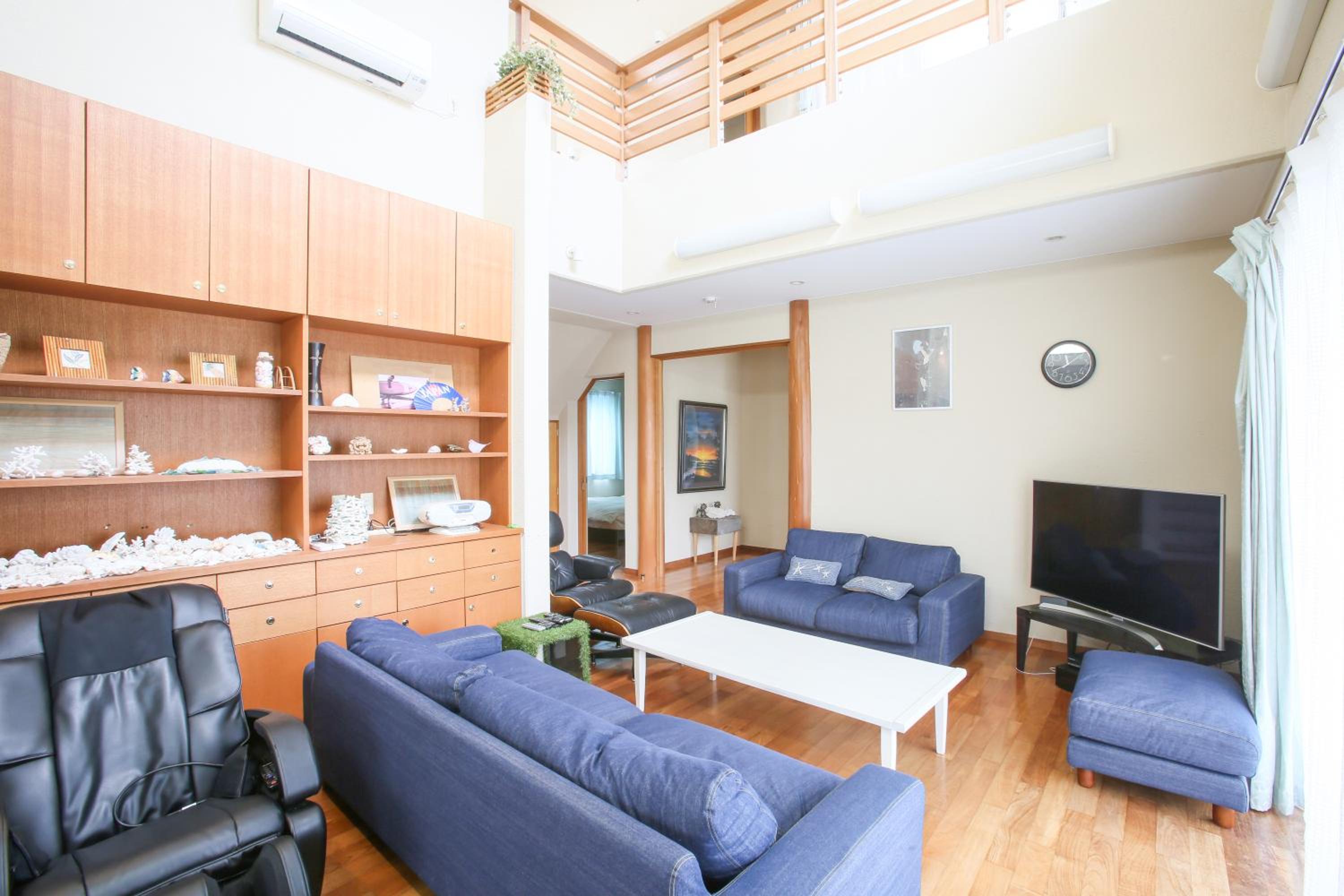 Four-Bedroom House photo 1