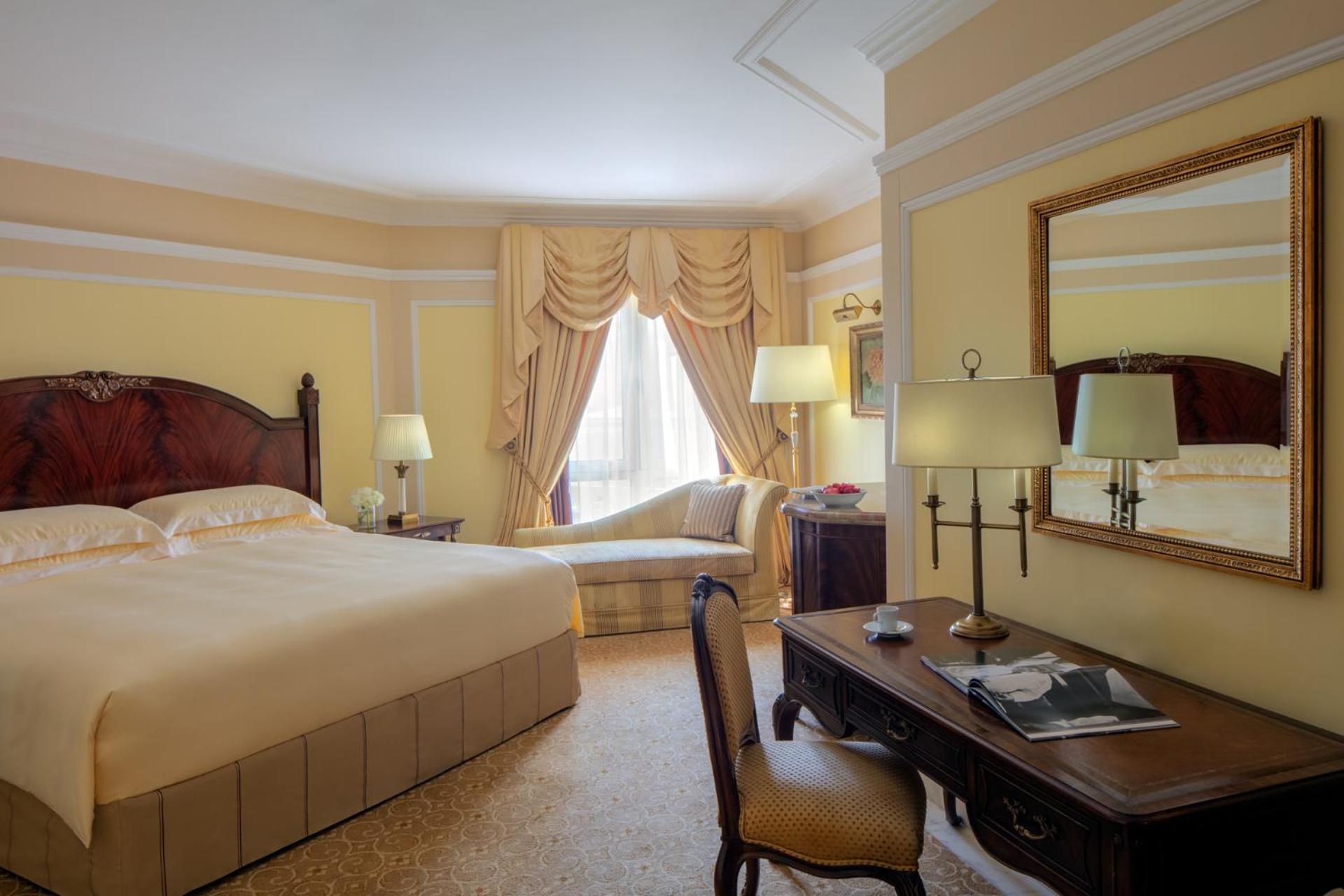 Deluxe Room - Photo 1