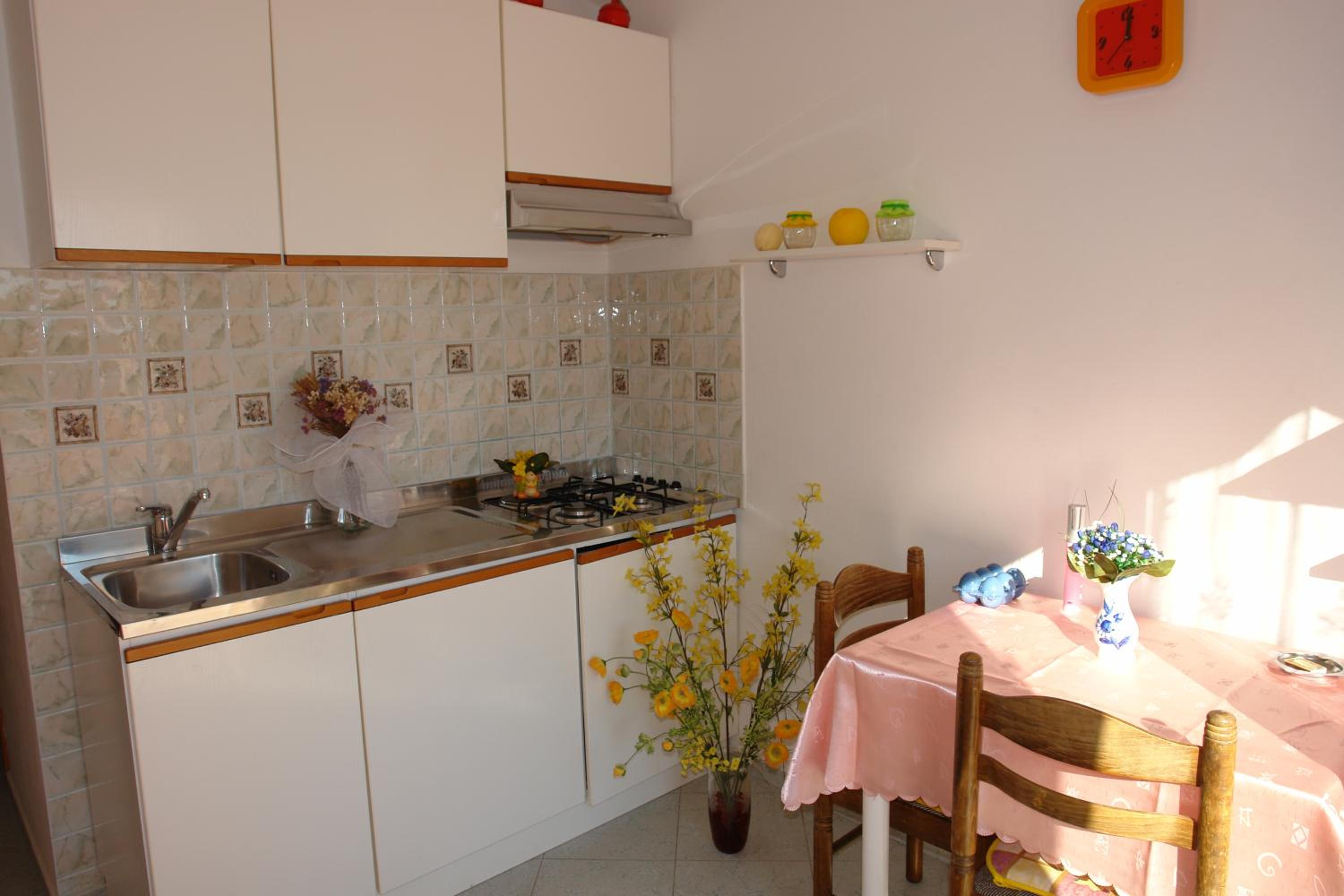 Apartment with Balcony - Photo 13
