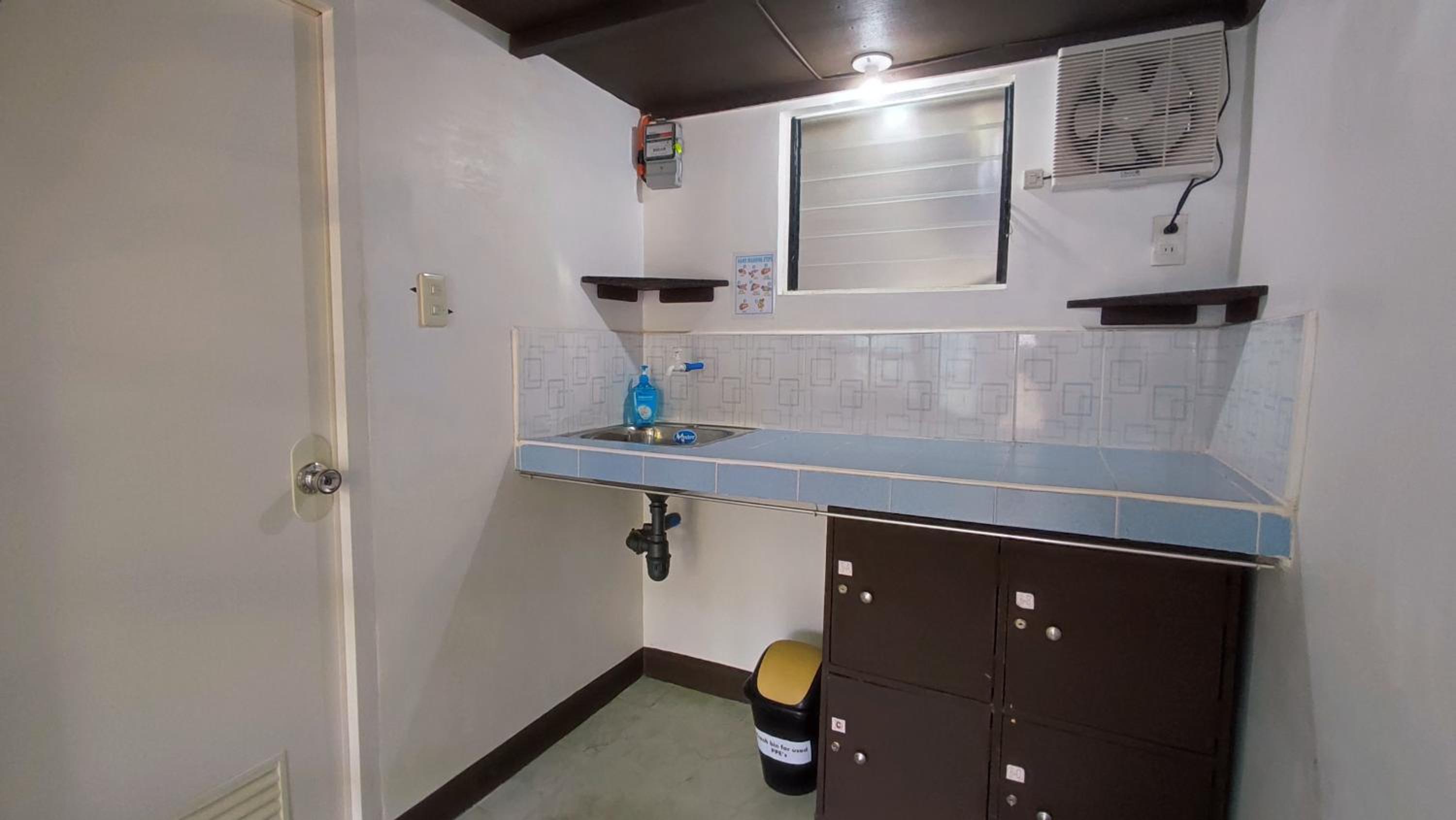 Bed in 4-Bed Dormitory Room photo 3