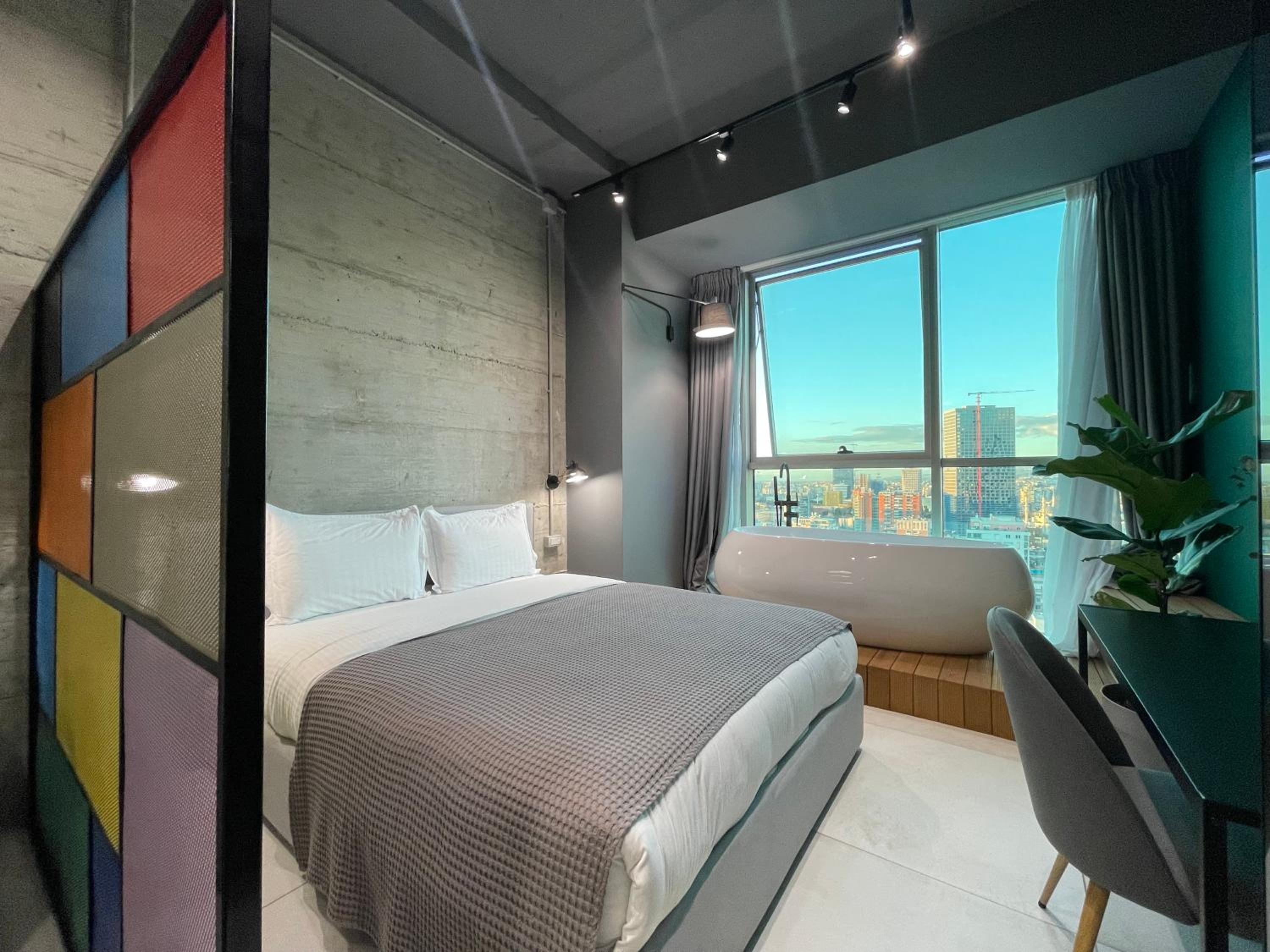 Superior Apartment