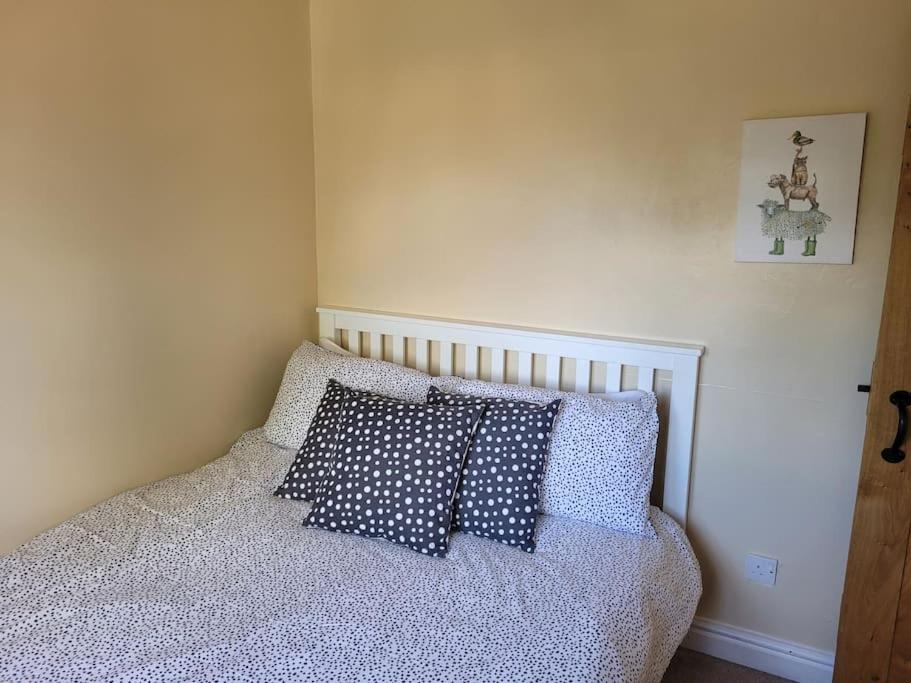 Two-Bedroom Apartment photo 2