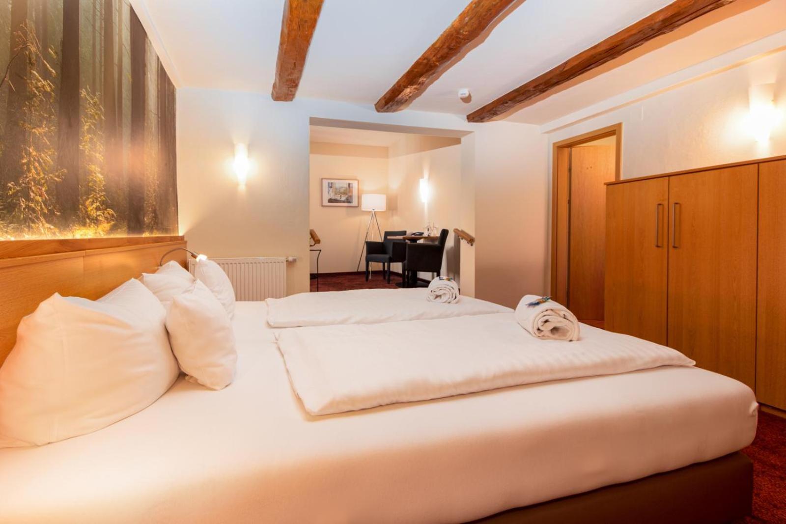 Double Room - Photo 22