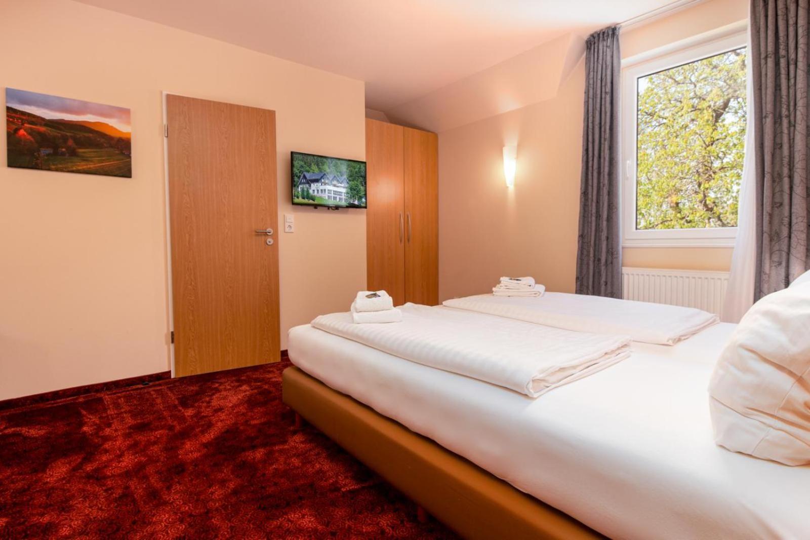 Double Room - Photo 28