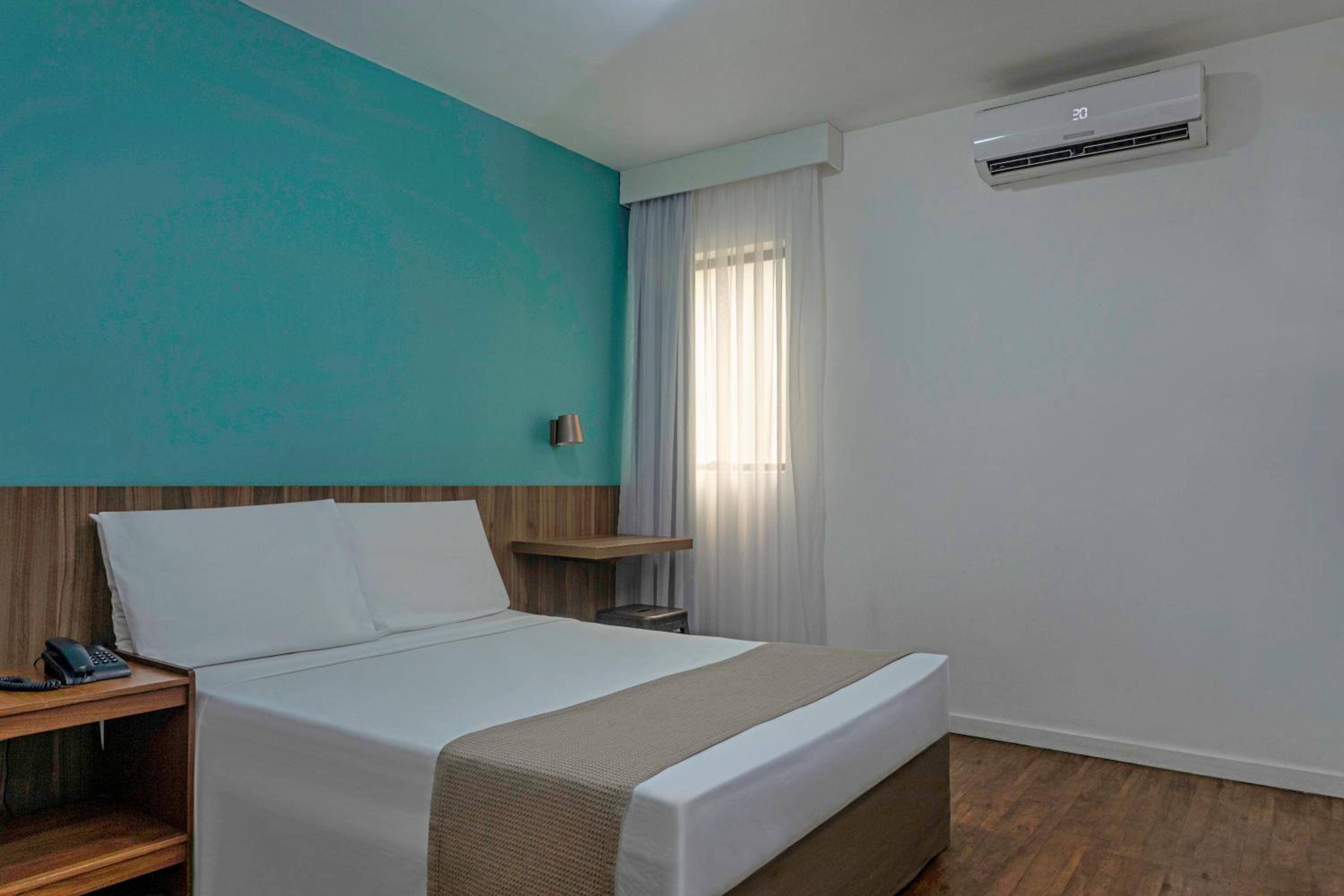 Standard Room - Photo 10