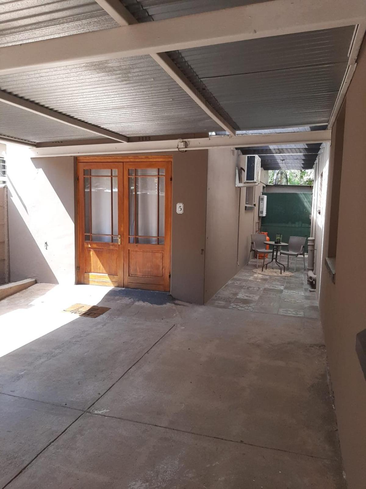 Standard Family Room - Photo 12