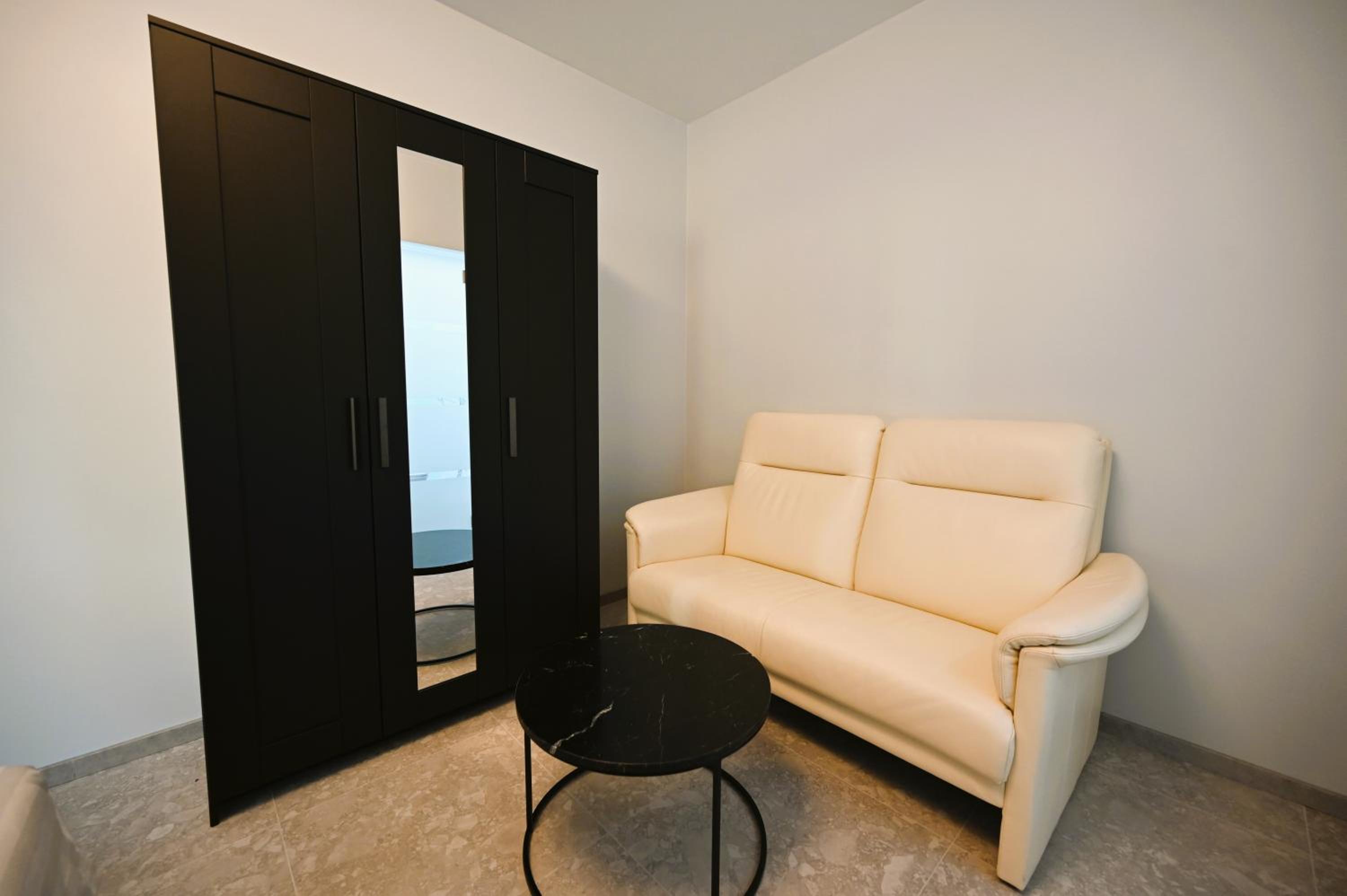 Double Room with Terrace - Photo 3