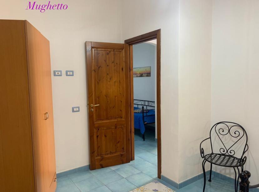 Two-Bedroom House - Photo 19