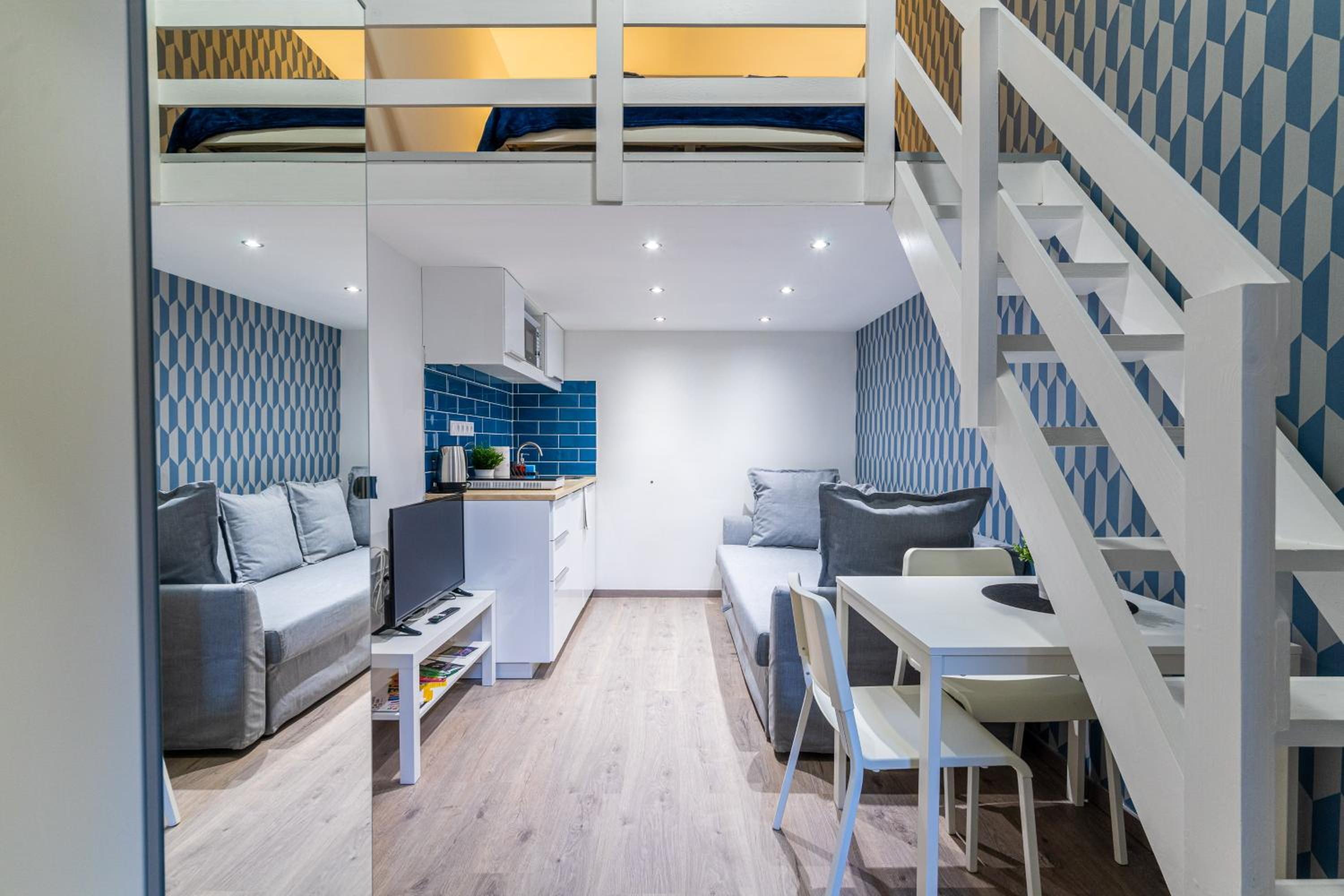 Studio - Split Level