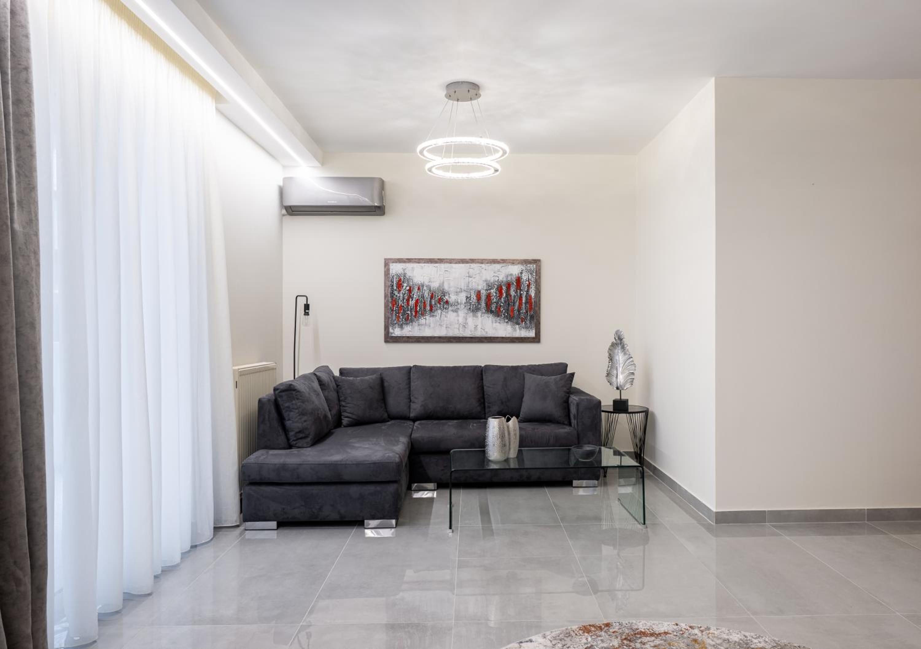 Apartment with Terrace photo 3