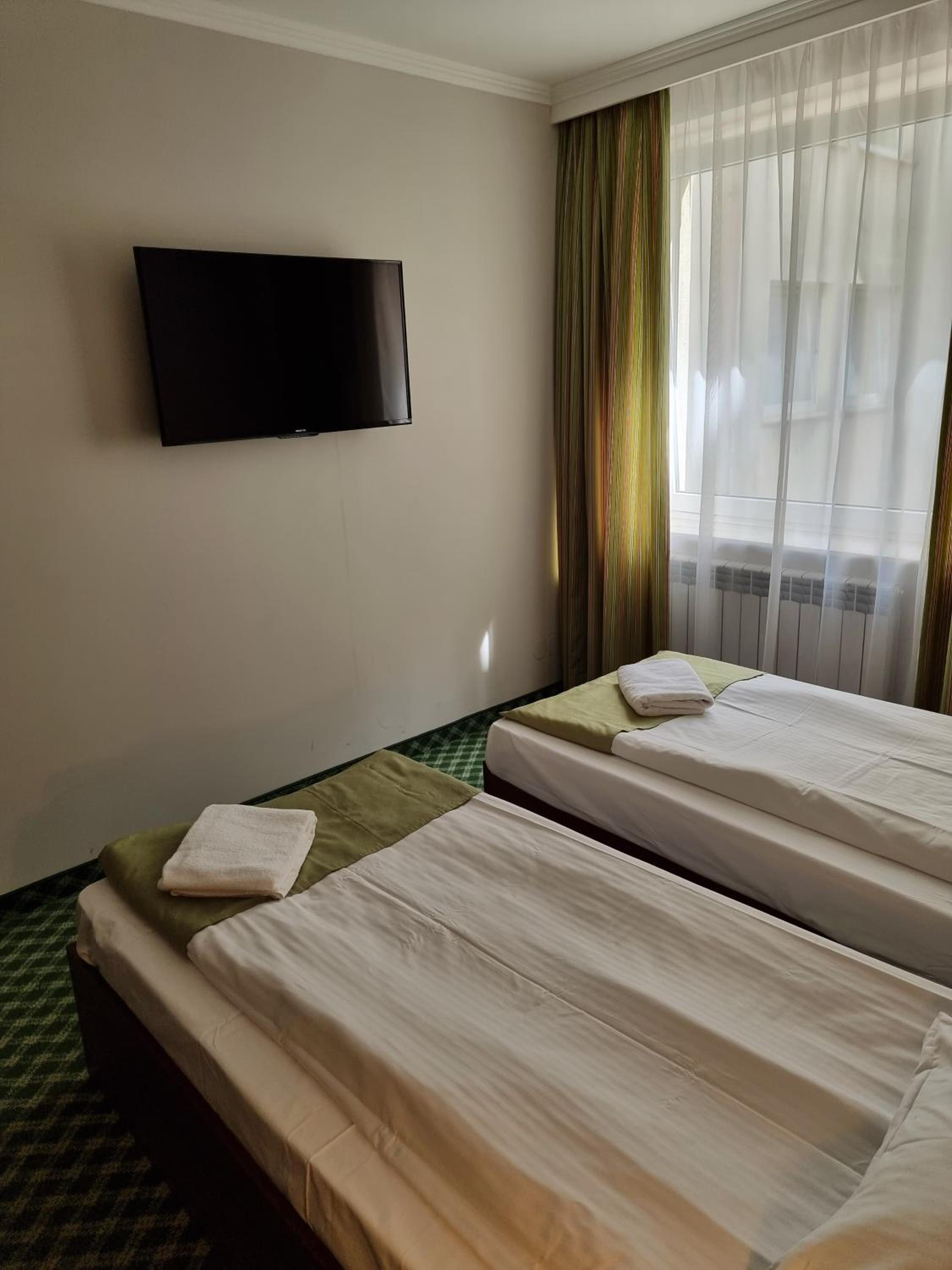 Twin Room with Air Condition photo 2