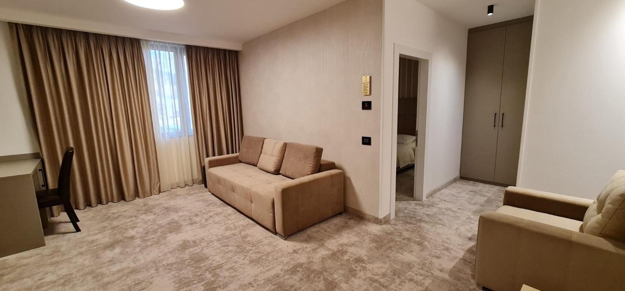 One-Bedroom Apartment - Photo 21