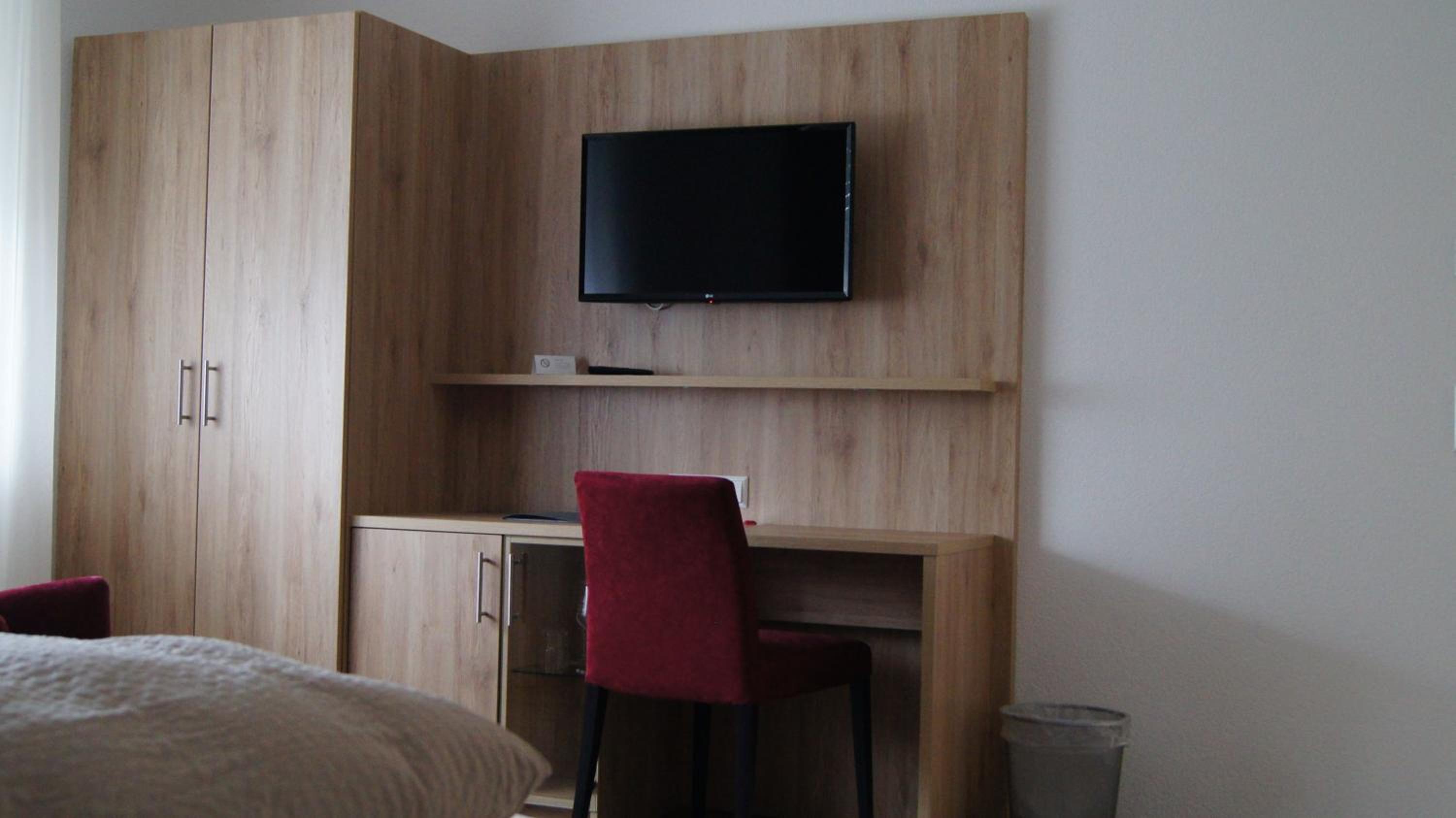 Double Room with Private Bathroom photo 3